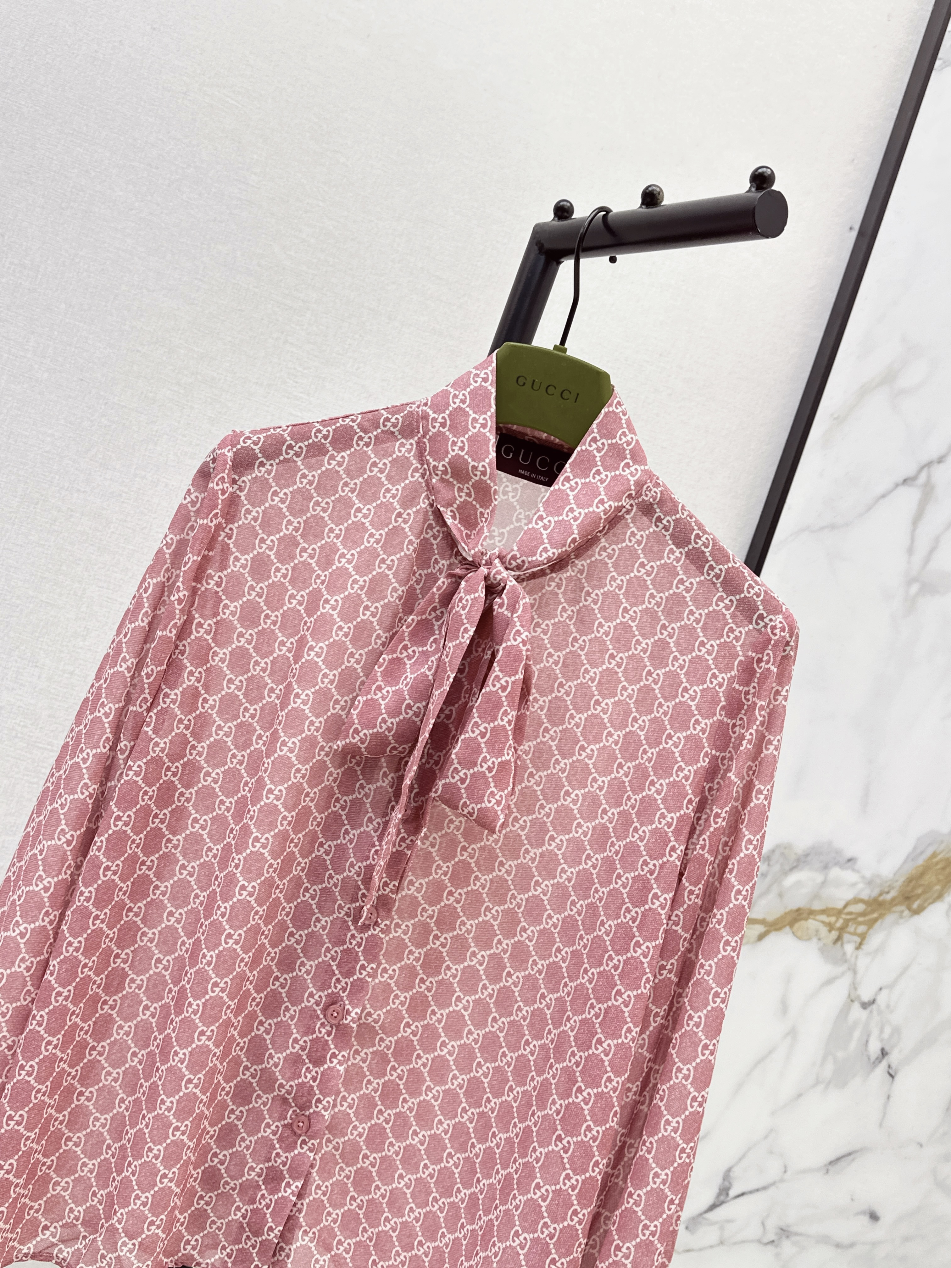 Guc 26ss print ribbon shirt
