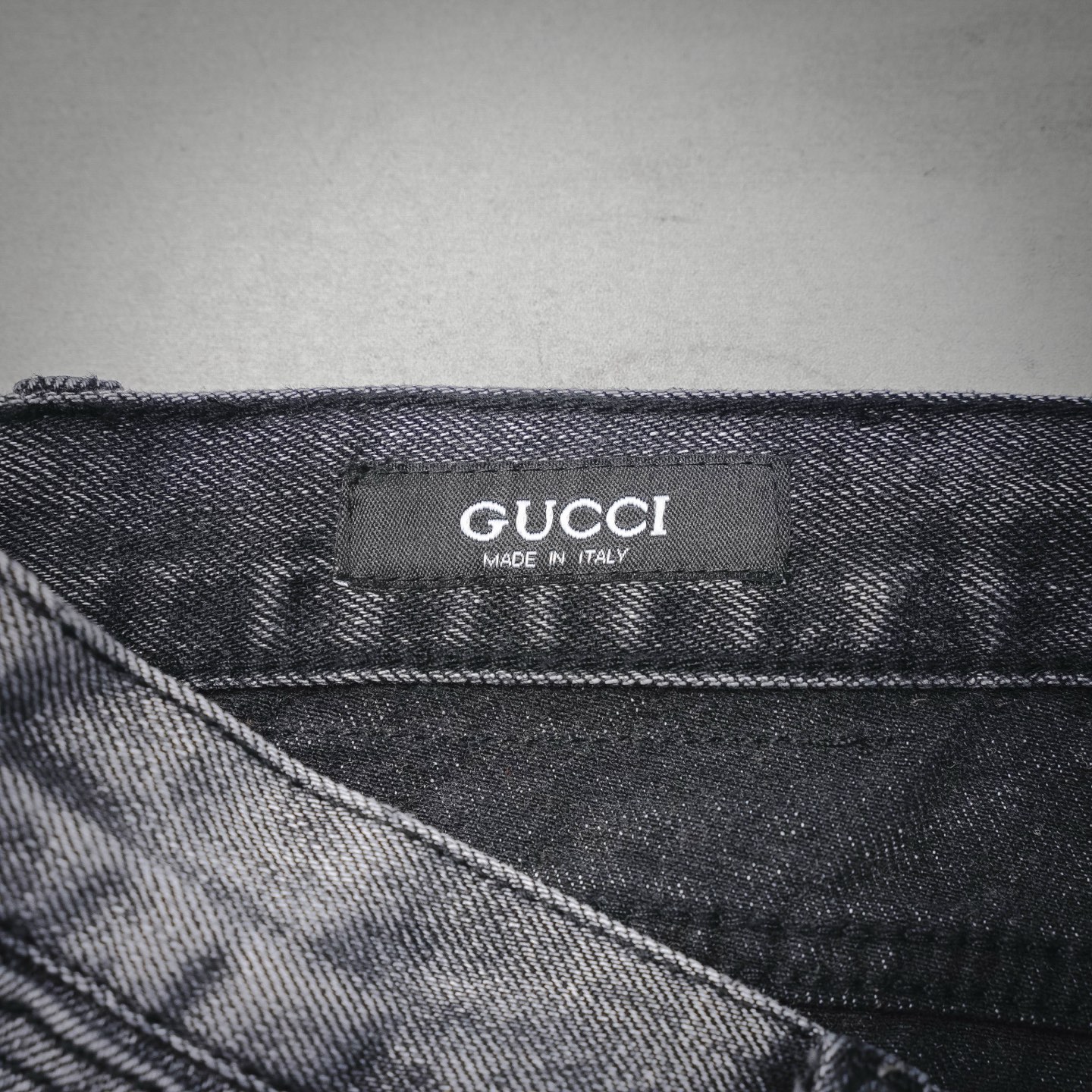 Guc washed jeans