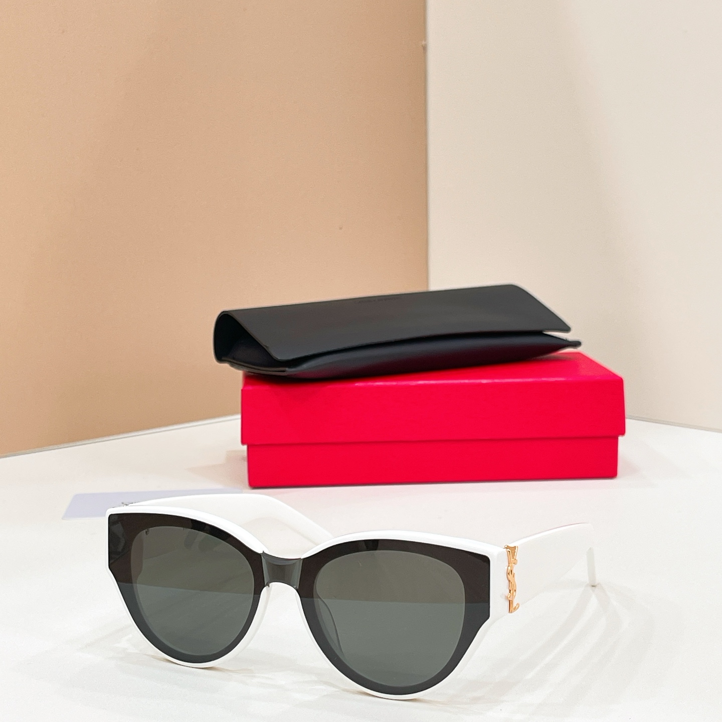 Stone sunglasses