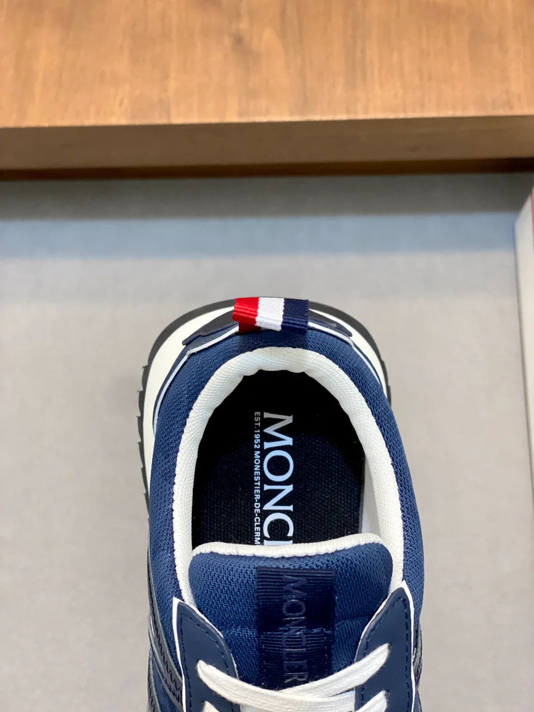 Mon retro sneakers