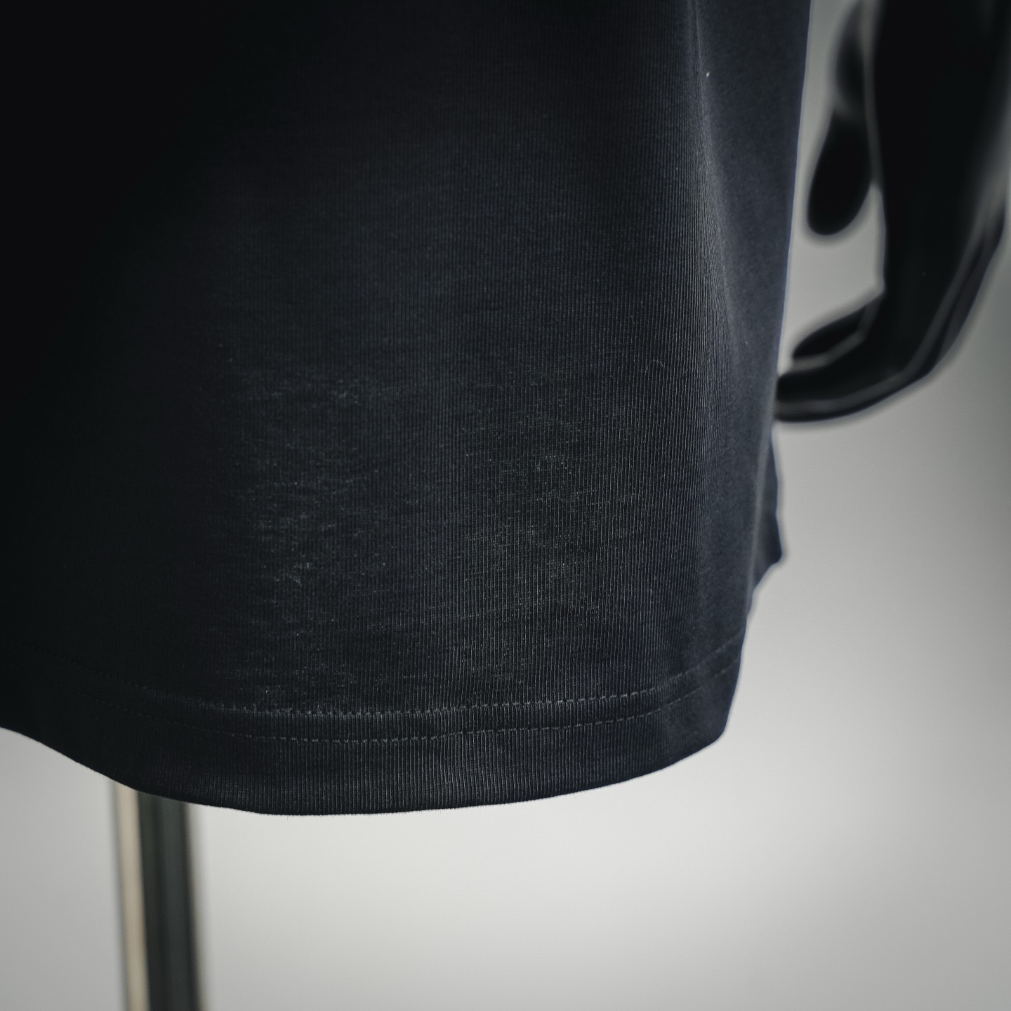 Mon embroidered badge t-shirt