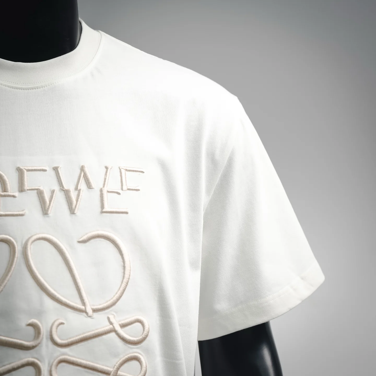 Loe embroidered t-shirt