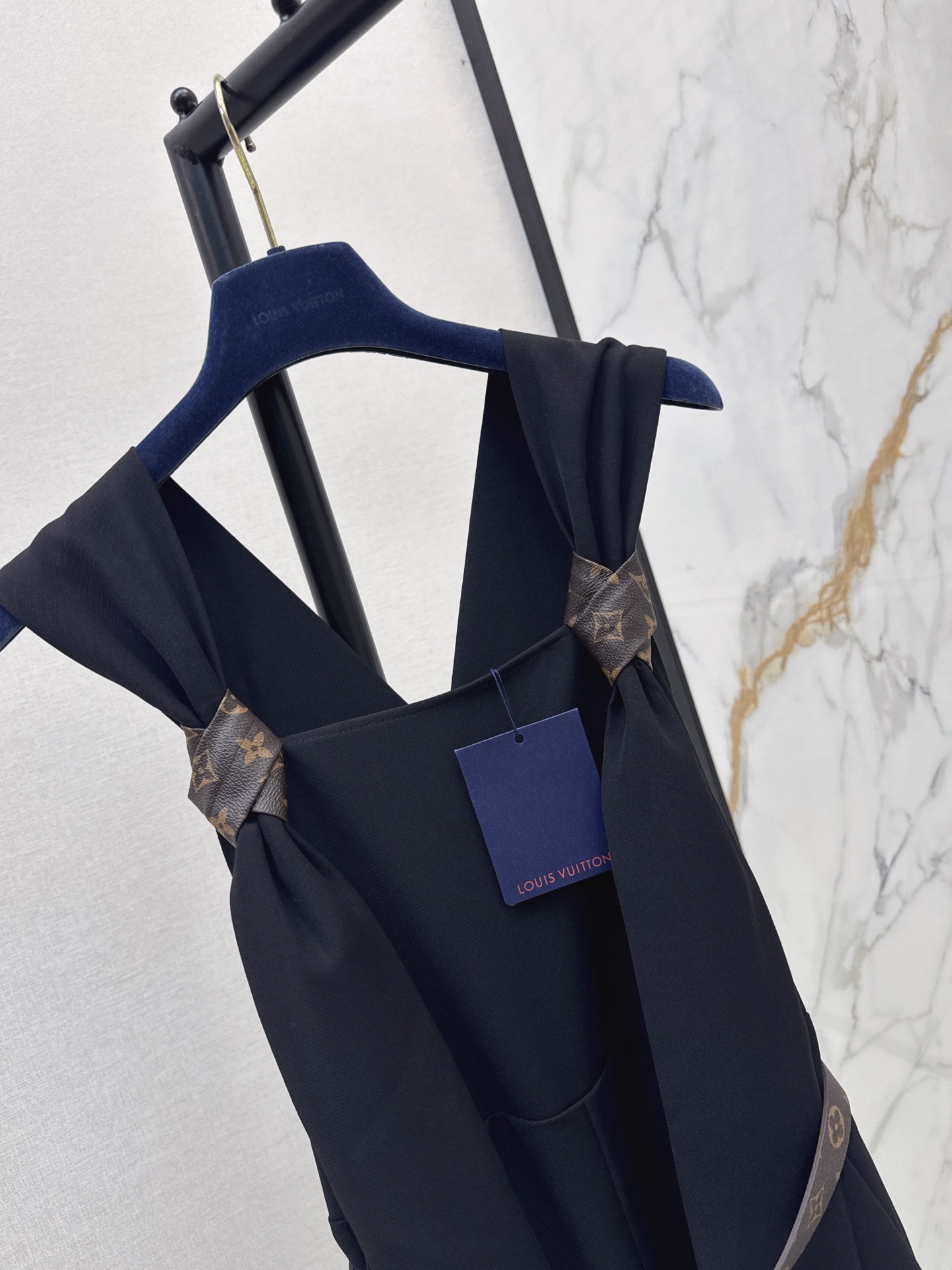 Loui 26fw belted jumpsuit