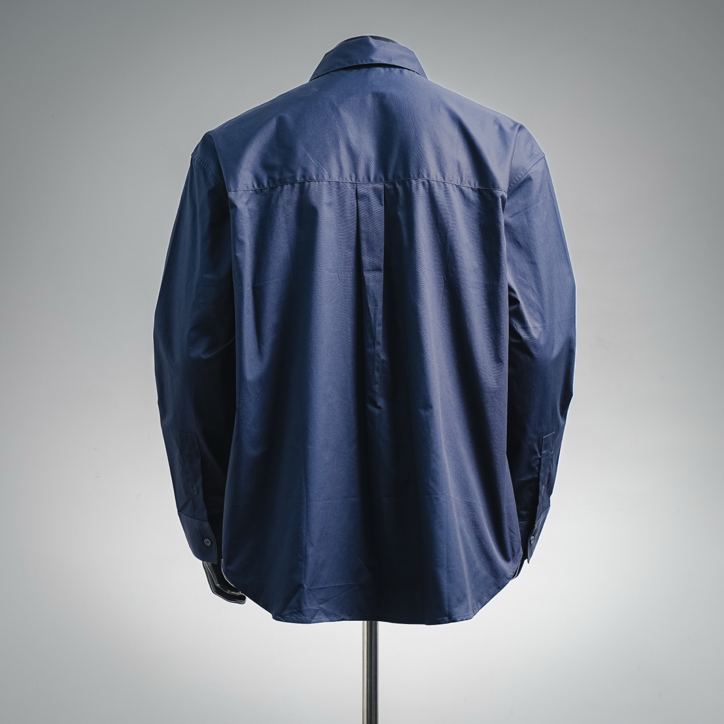 Loe embroidered long-sleeved shirts