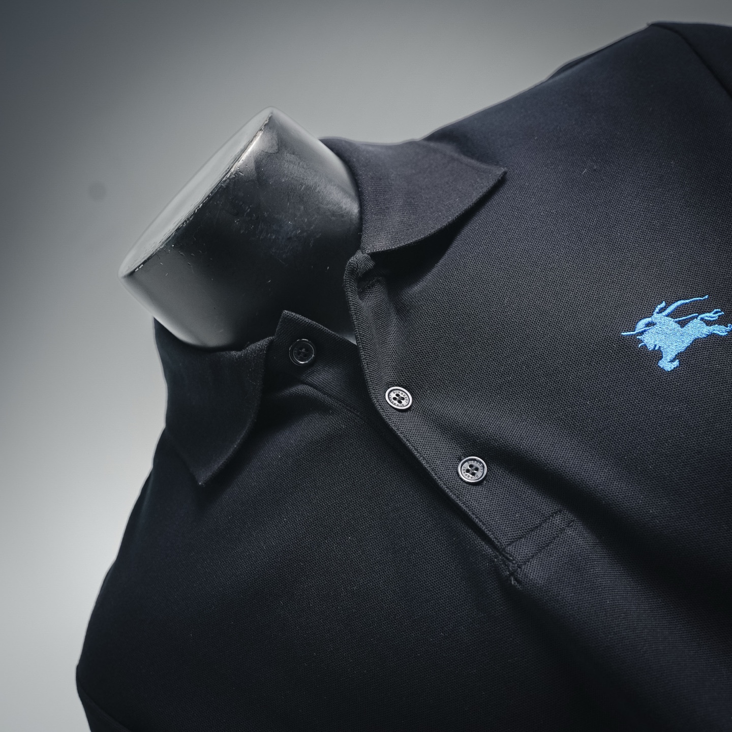 Bur embroidered Polo