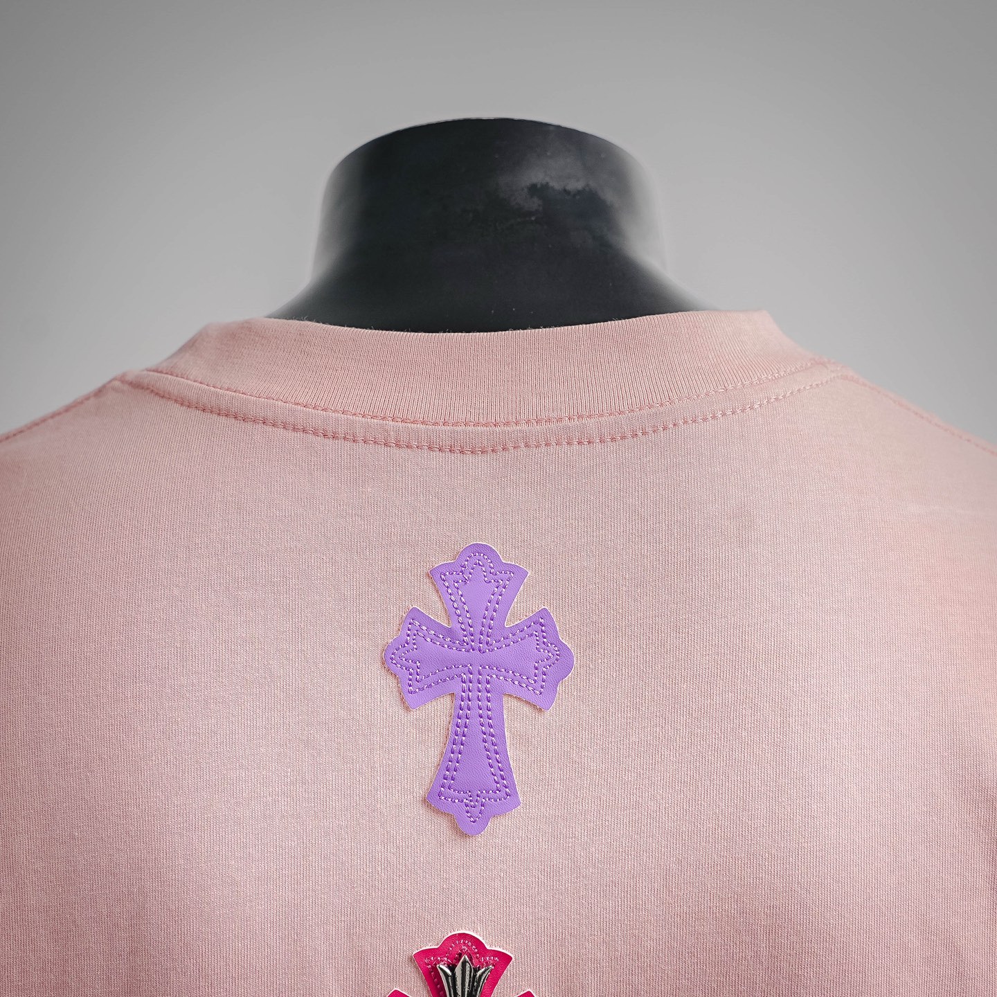 Chrome cross patch t-shirt