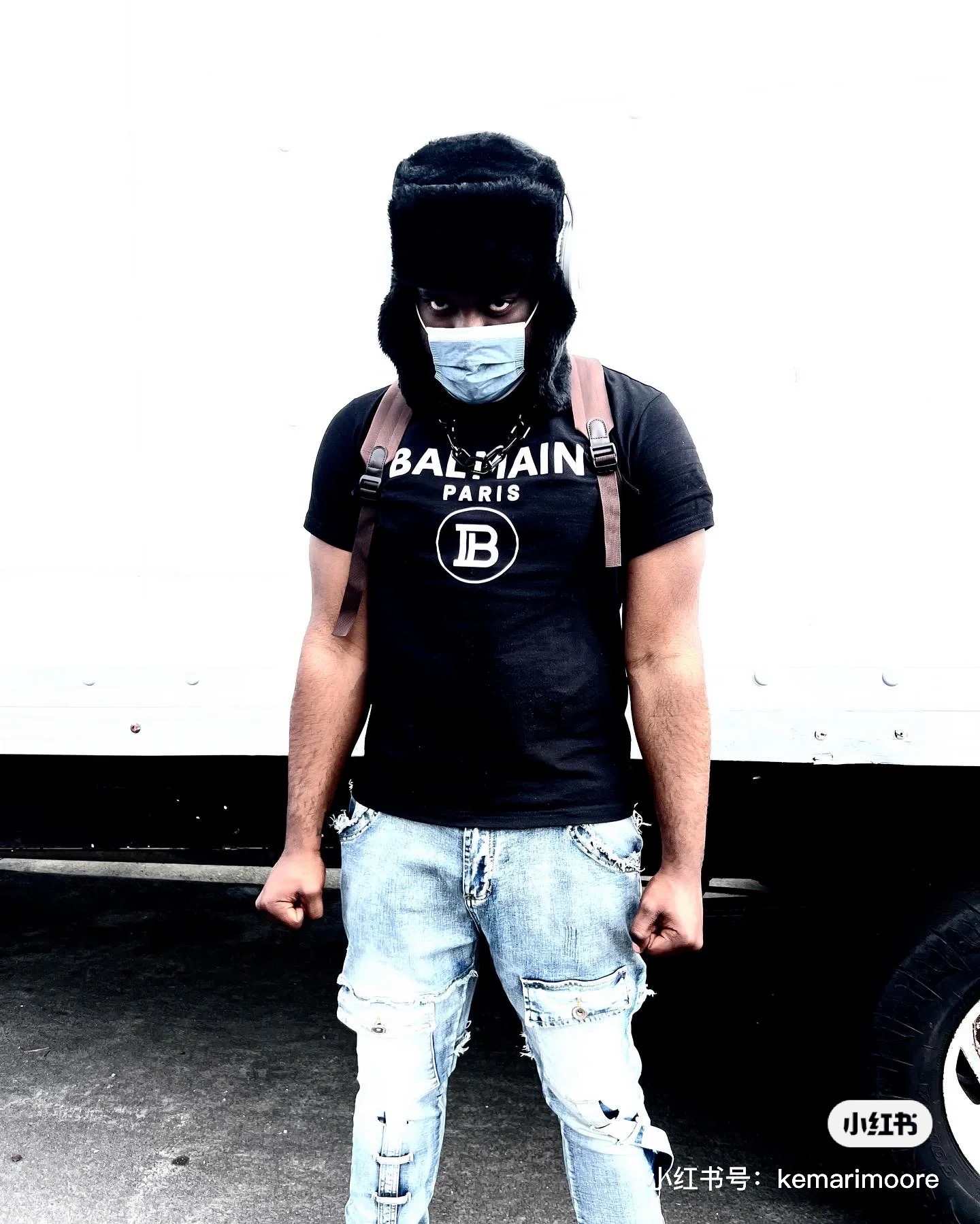 Balen emboosed letter t-shirt