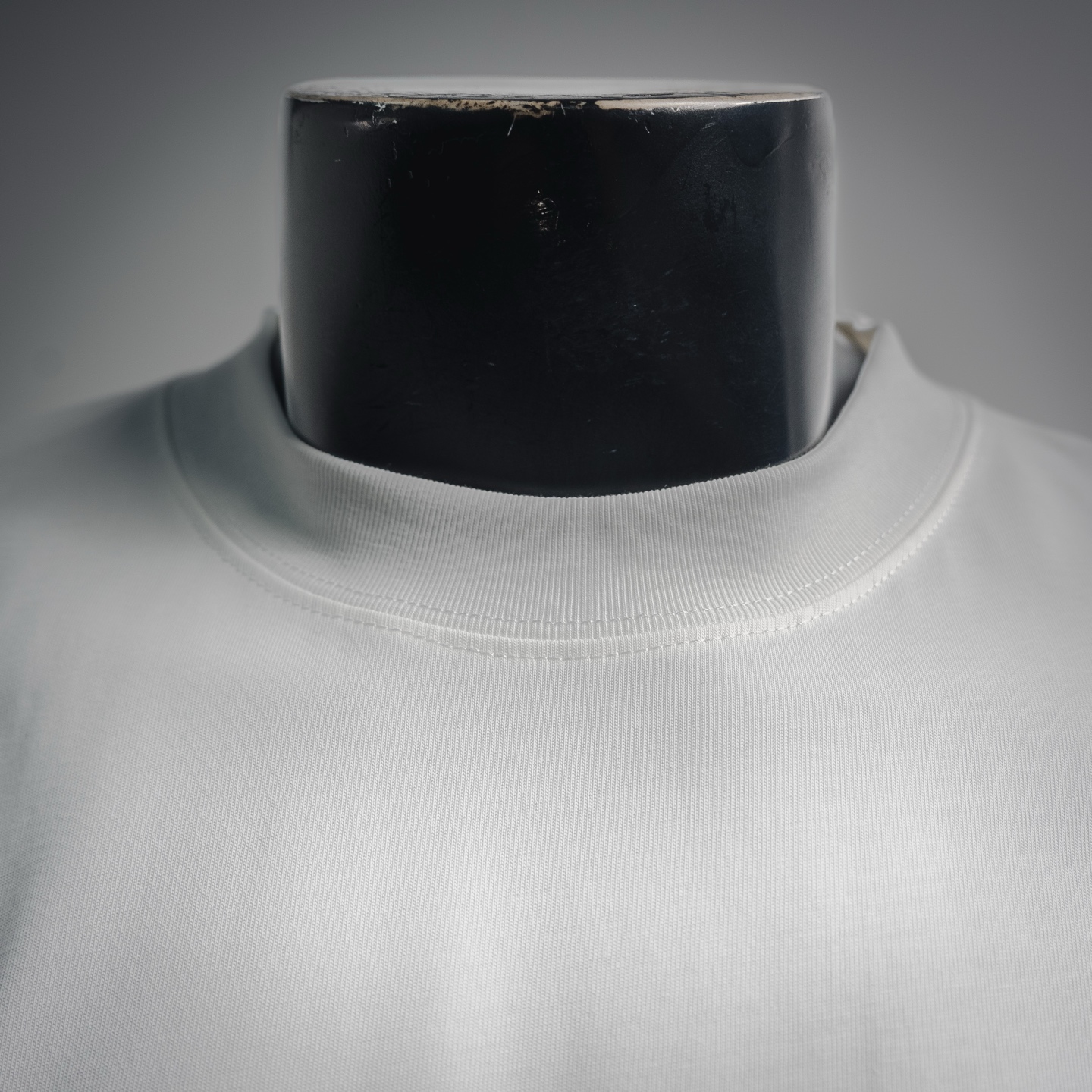 Acen letter embroidered t-shirt