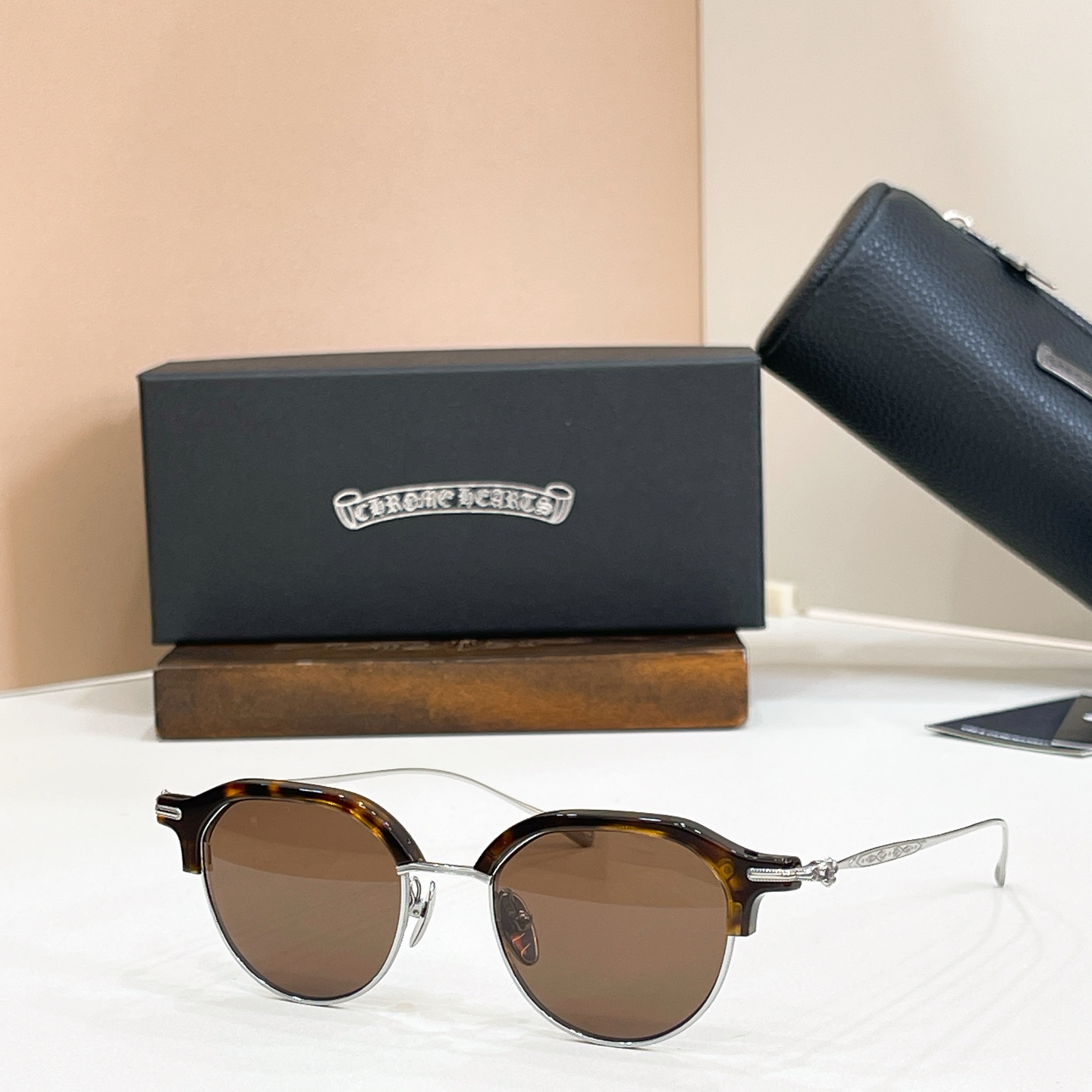 Guc casual sunglasses