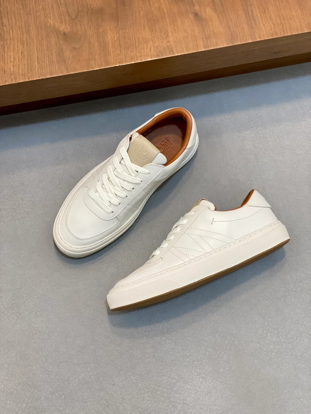 Mon retro sneakers