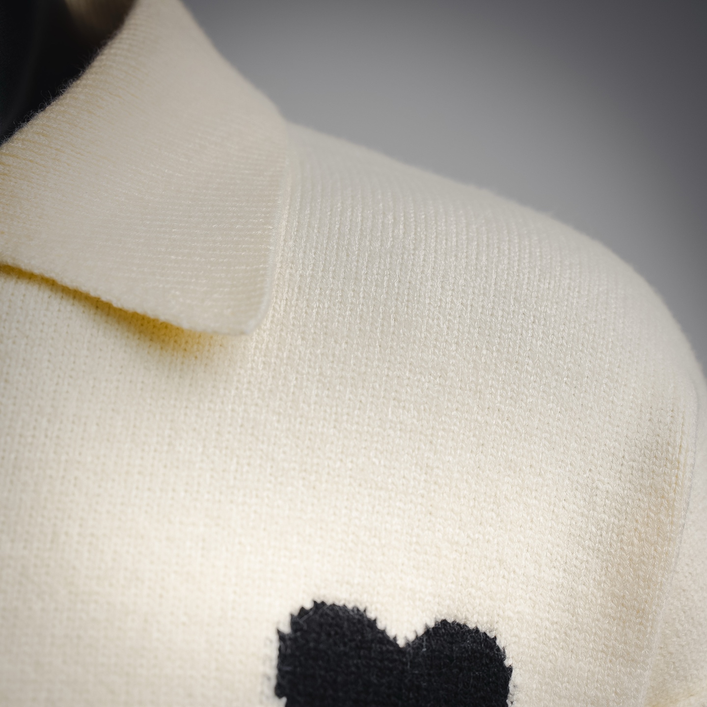 Ami relaxed sweater