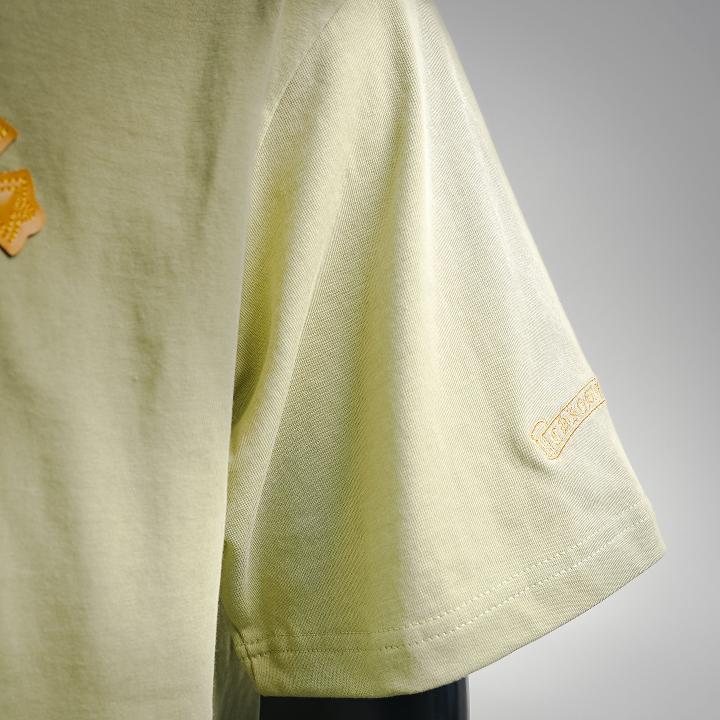 Chrome cross patch t-shirt