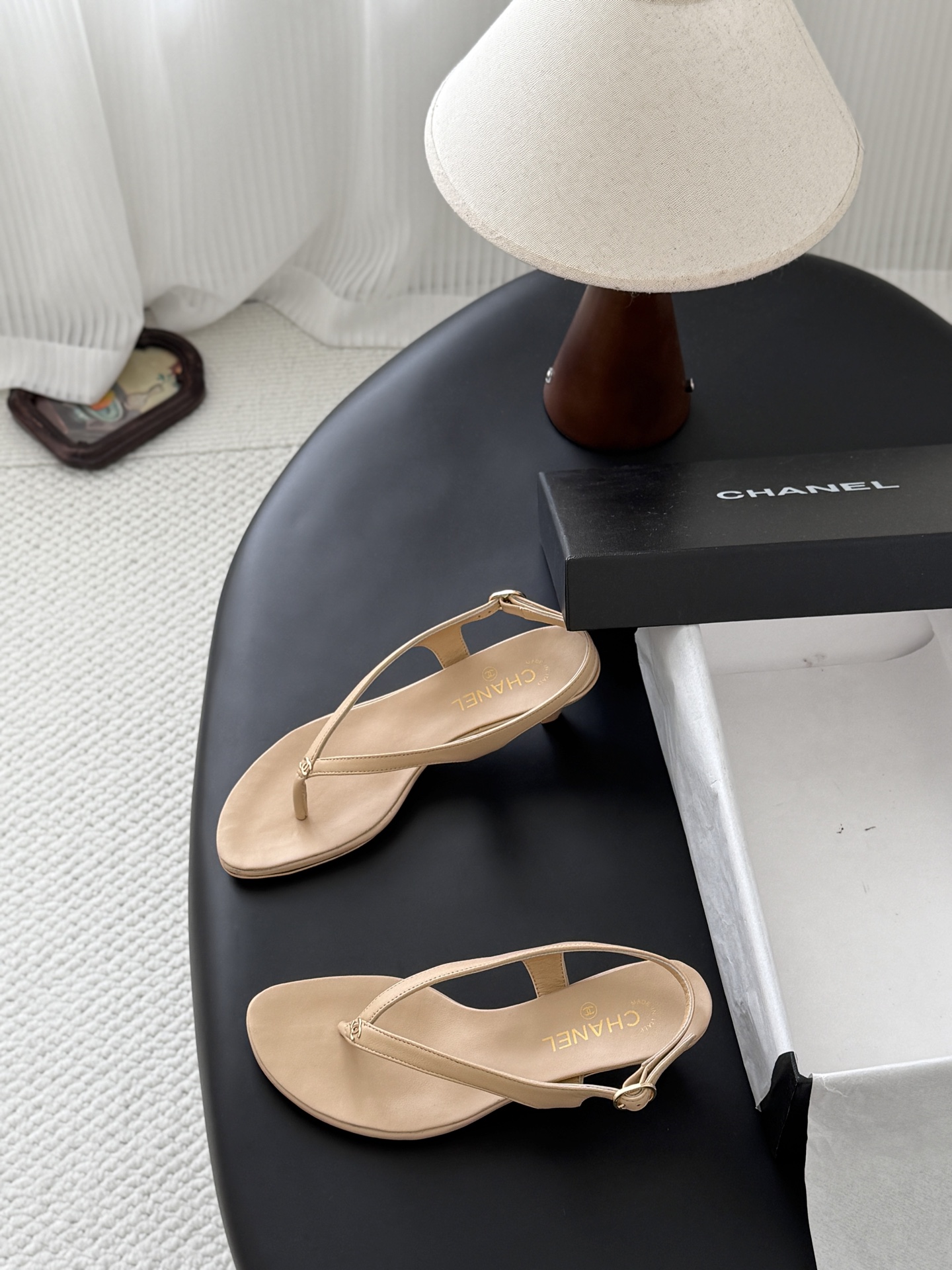 Chan 26C flip-flops sandals