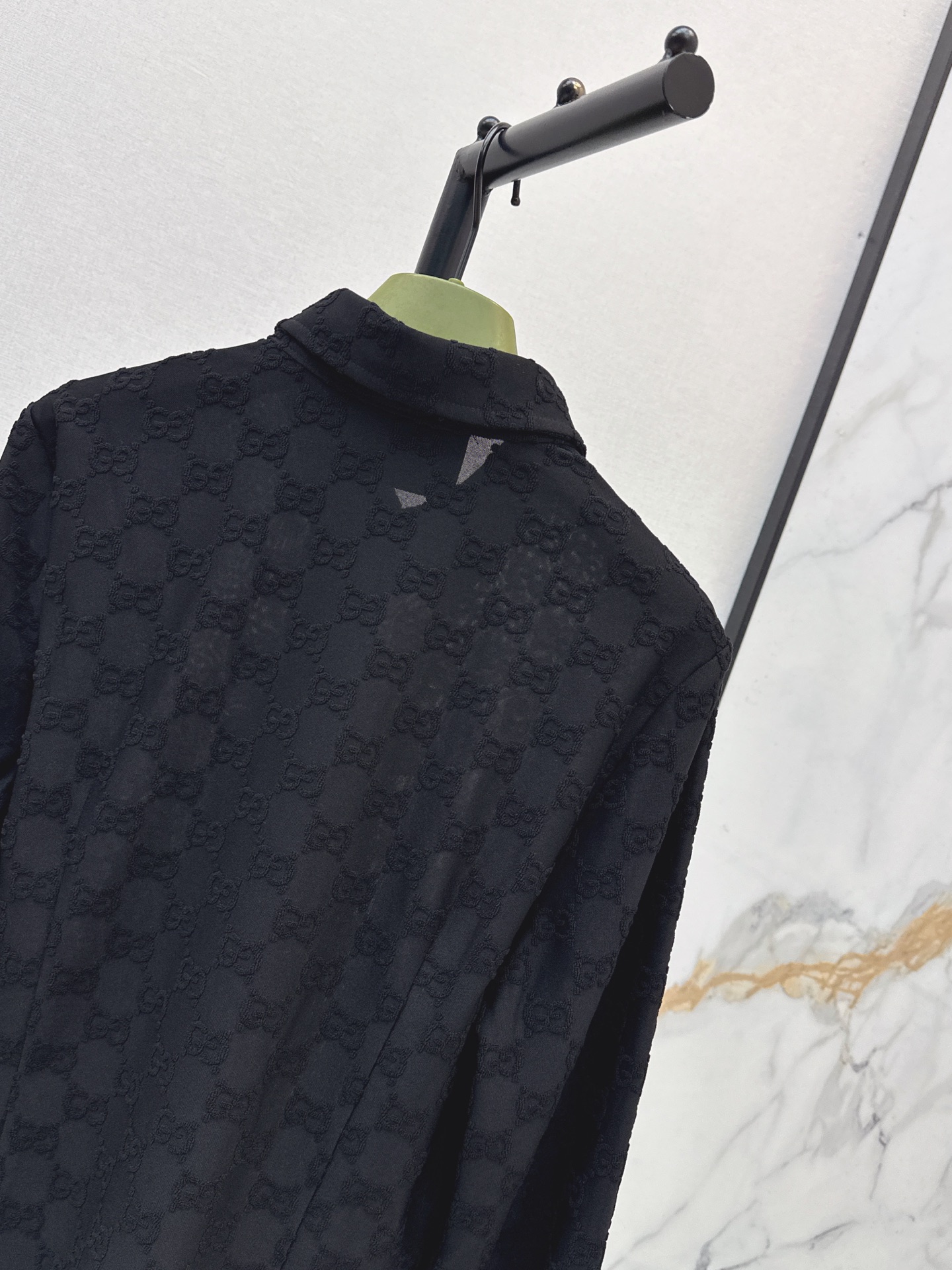 Guc 26ss lace shirt