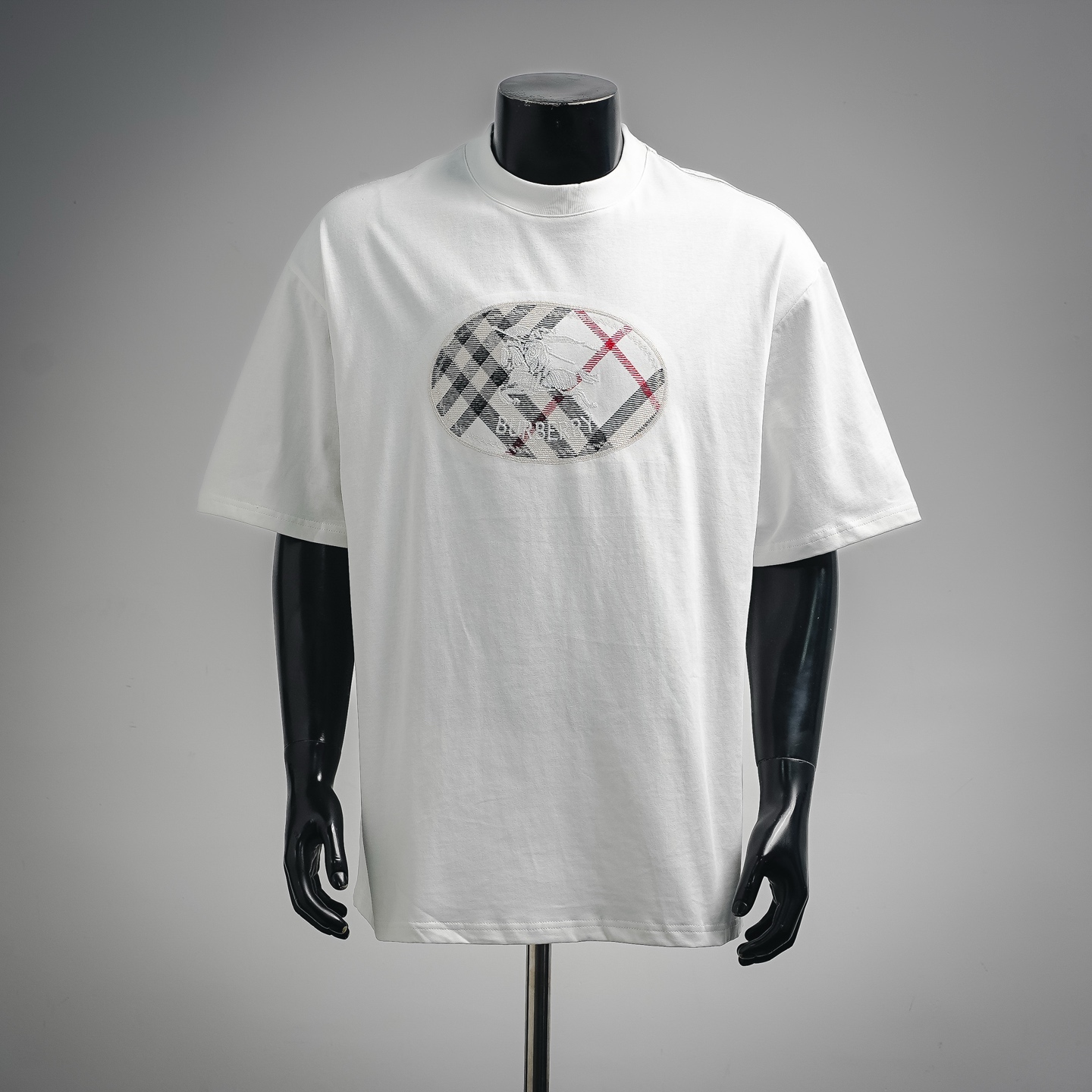 Bur plaid badge t-shirt