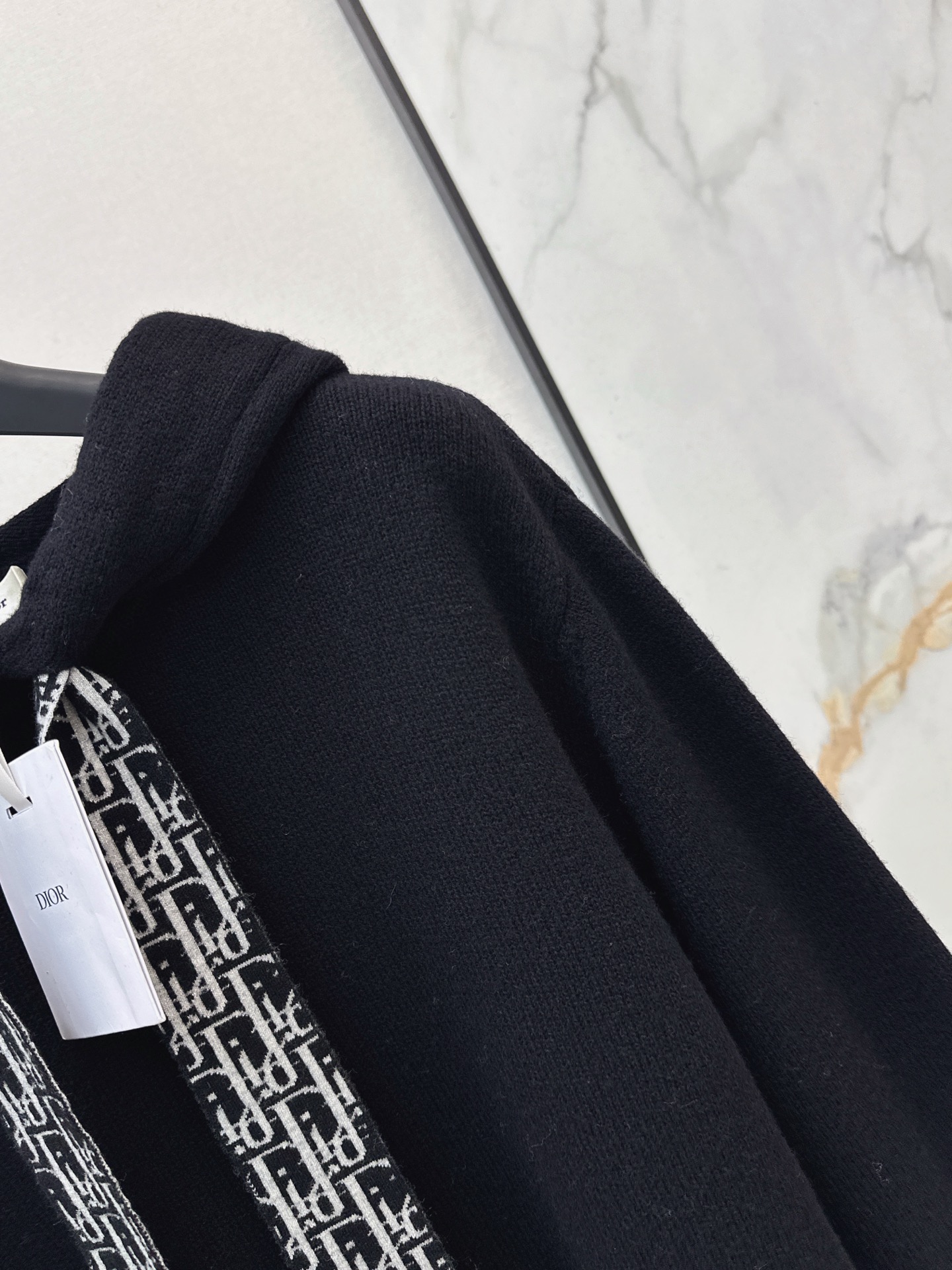 CD 26fw hooded sweater