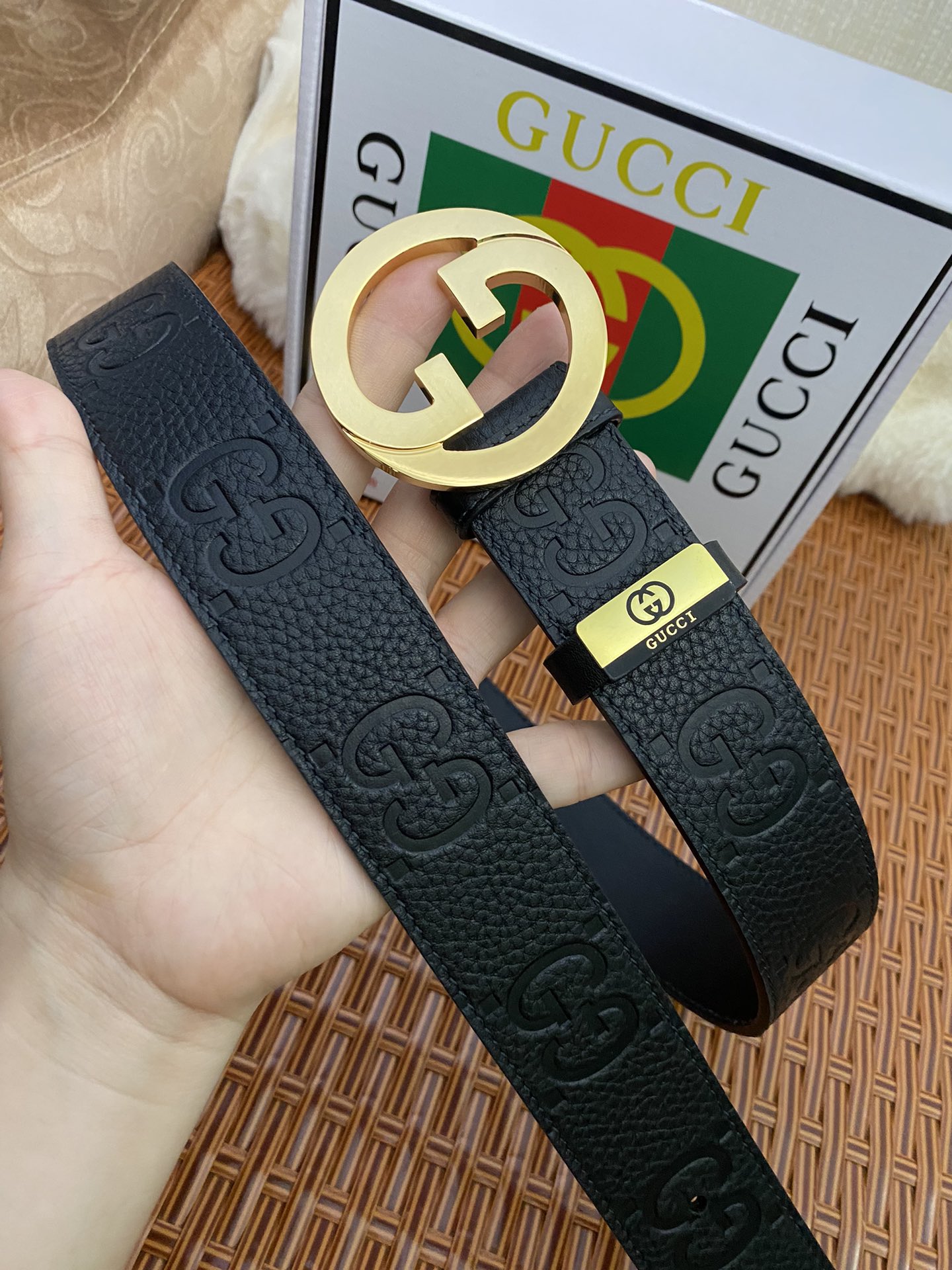 Guc cowhide belt