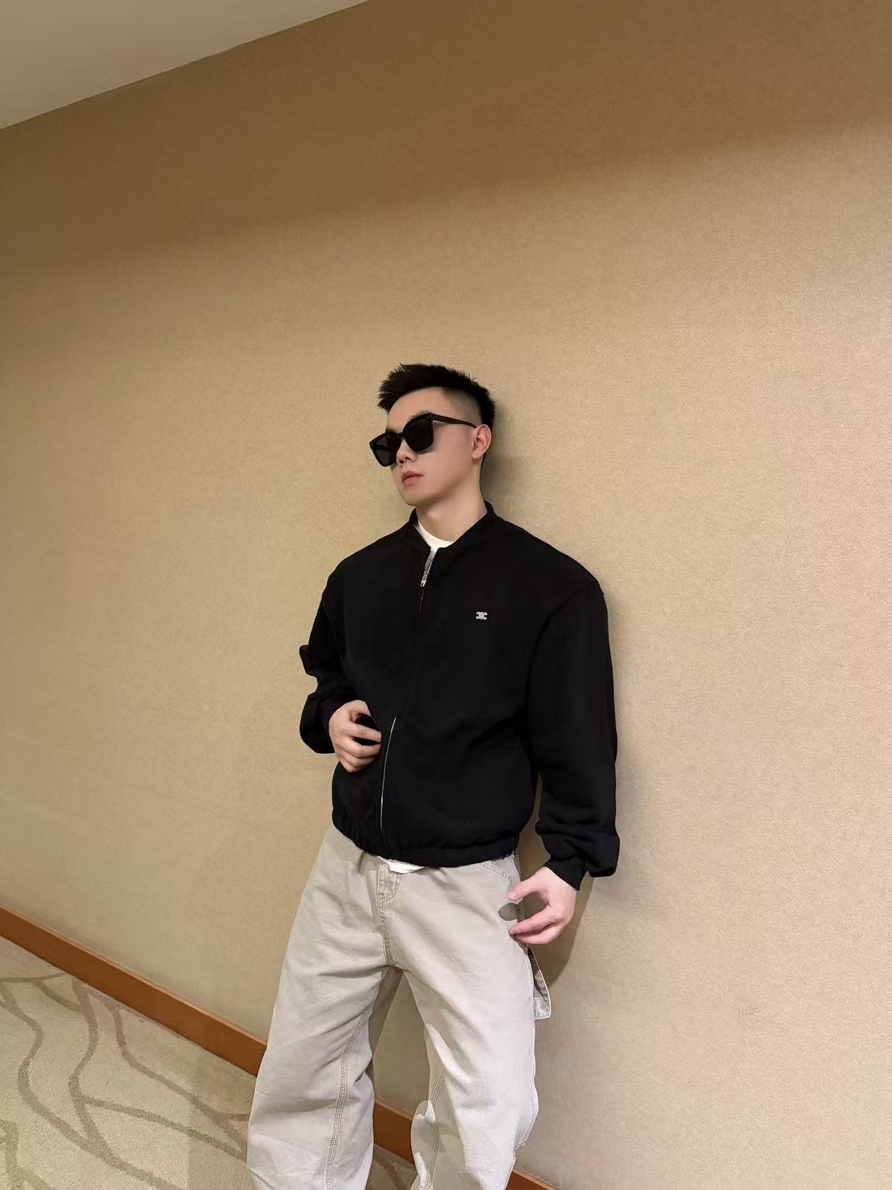 Cel embroidered jacket