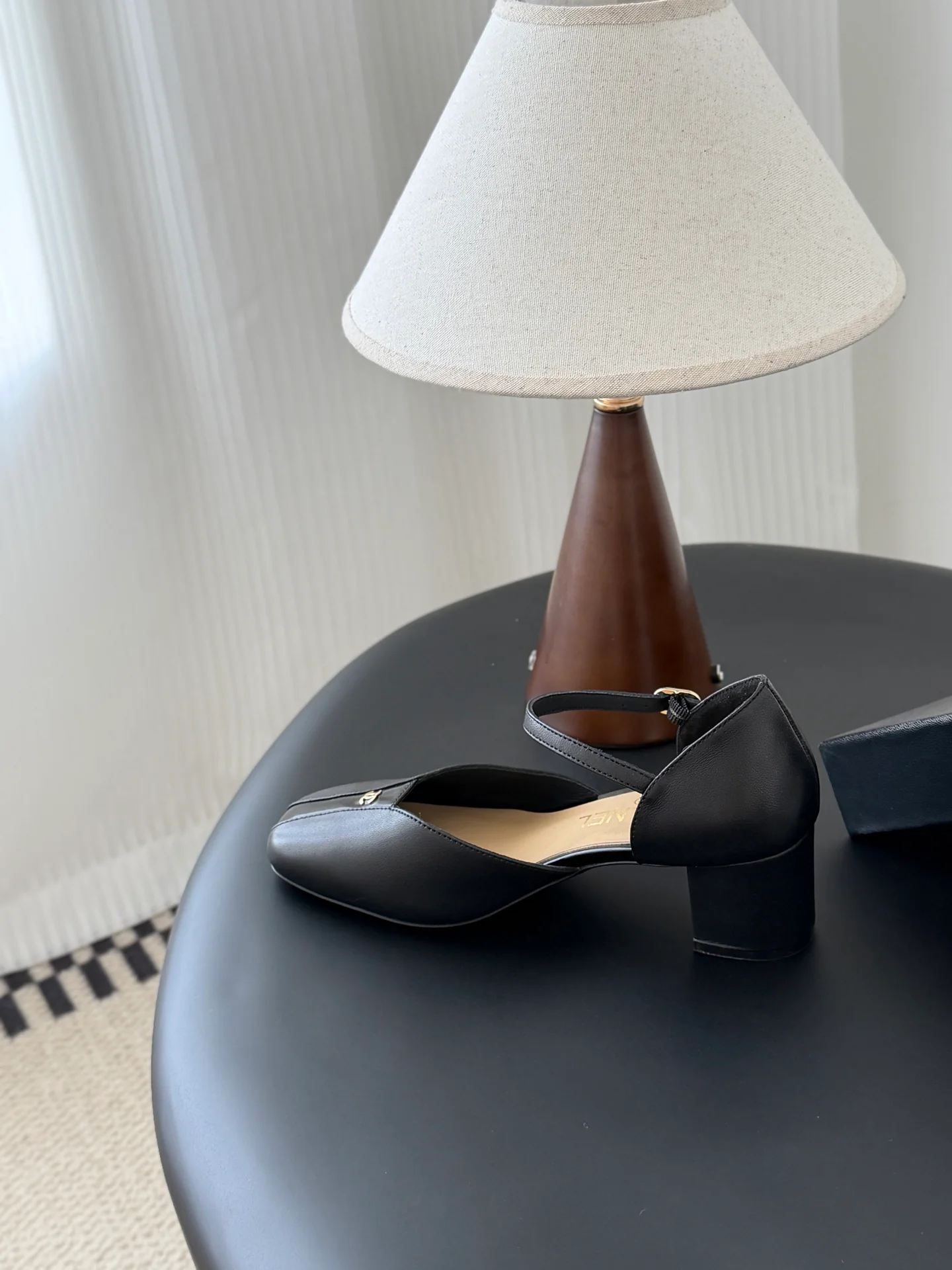Chan 26ss chunky heels