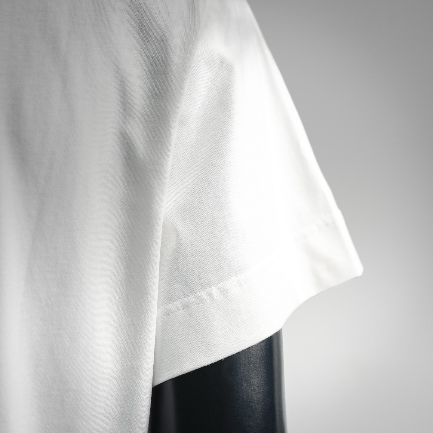 Fend applique t-shirt