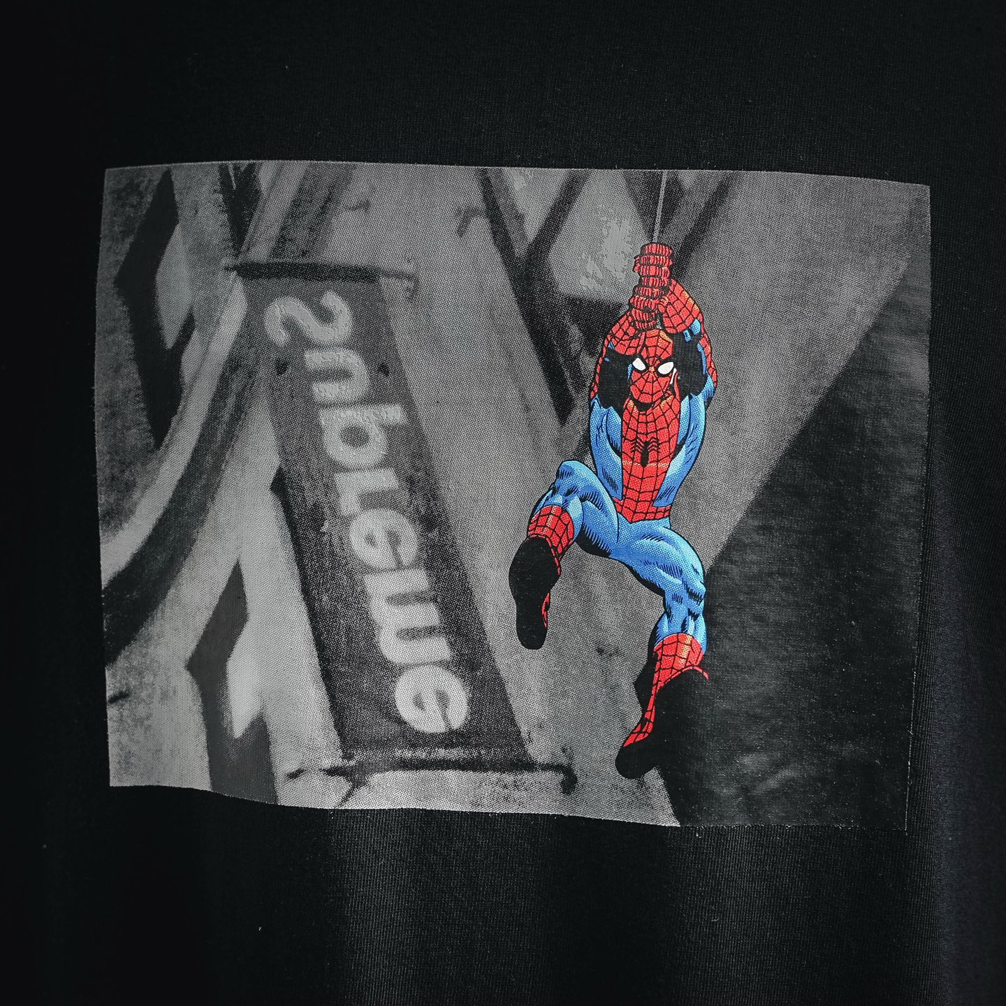 Supre print t-shirt