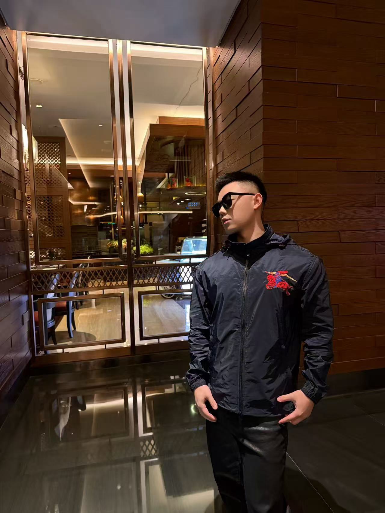 Bur equestrian logo jacket