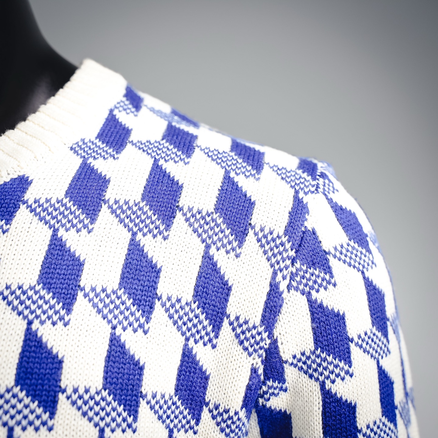CD houndstooth statement sweater