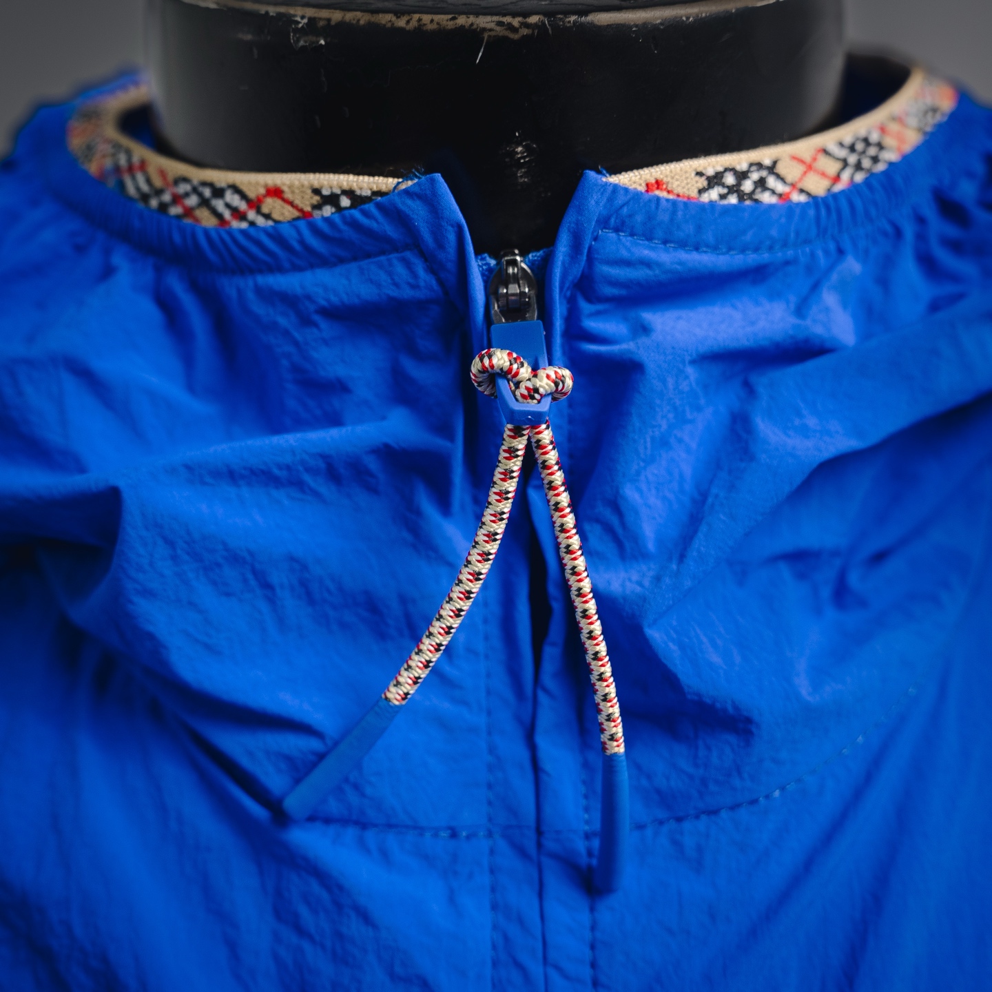 Bur plaid hooded jacket