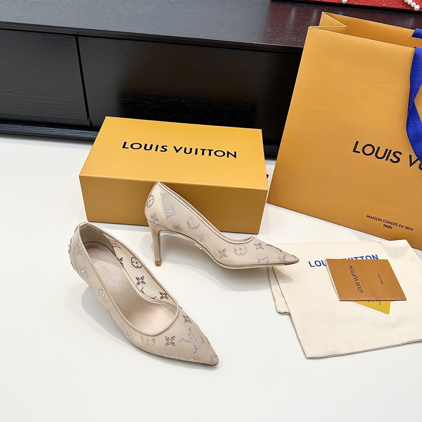 Louis 26ss Pointed-Toe Stiletto Pumps