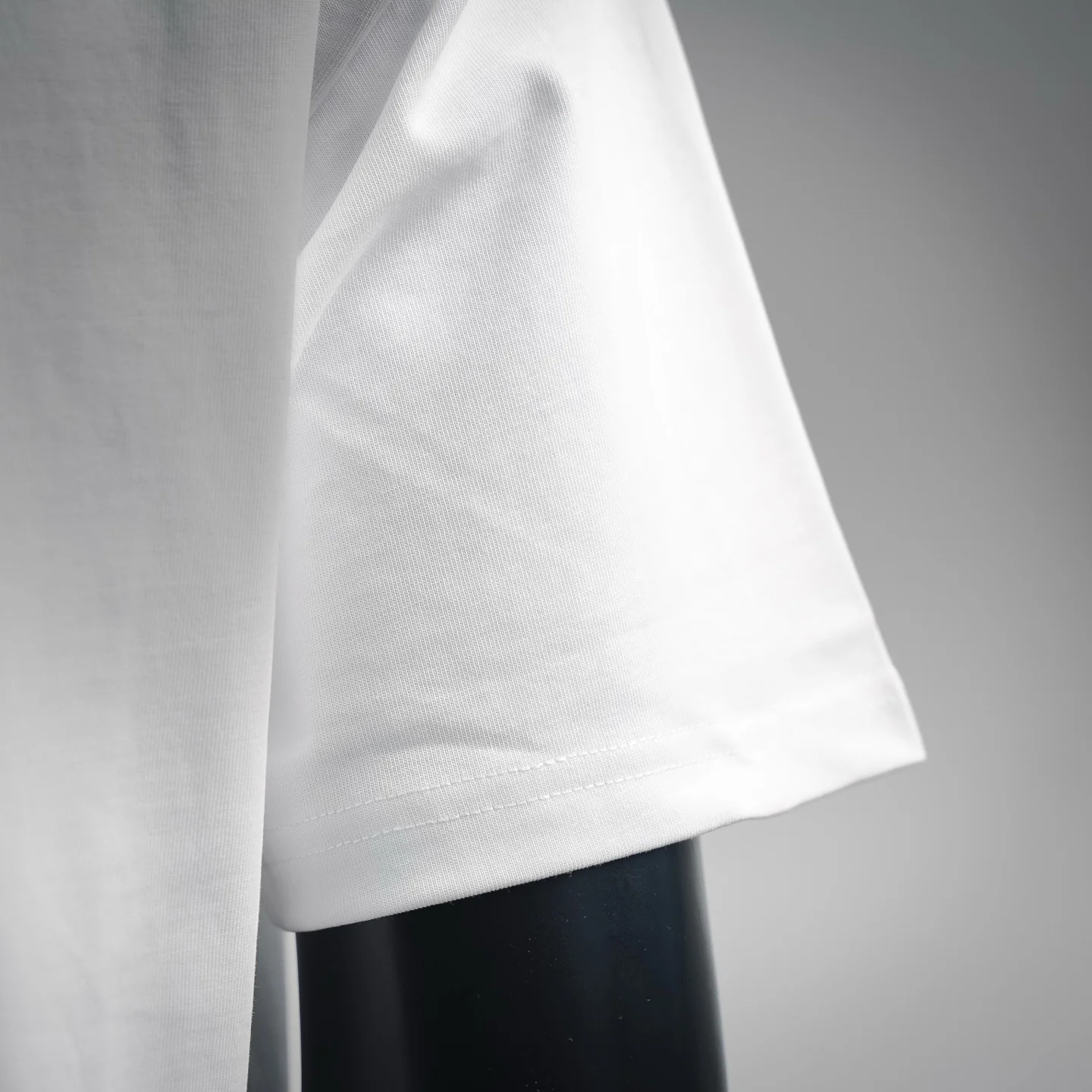 CD embroidered t-shirt