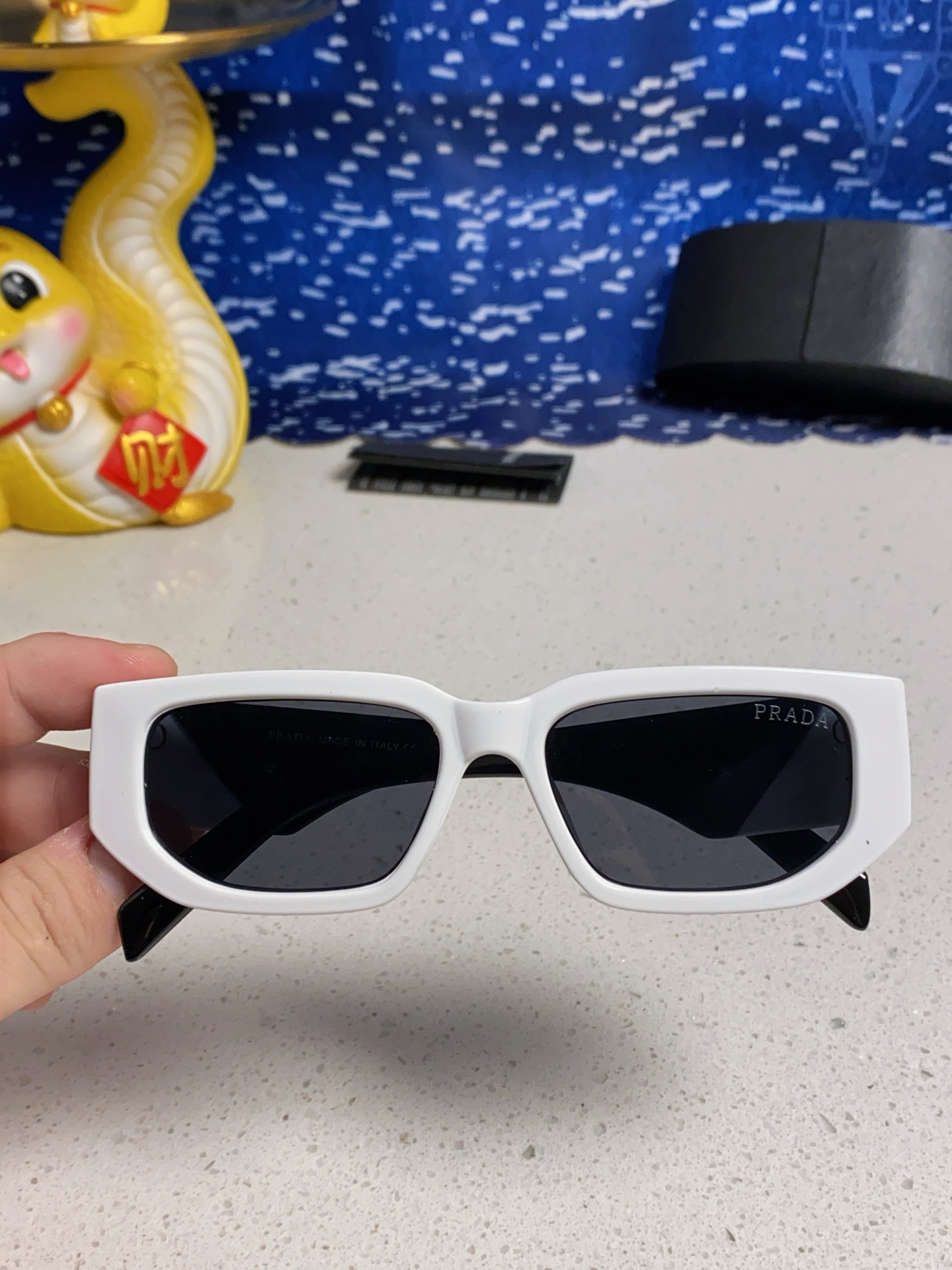 Pra sunglasses