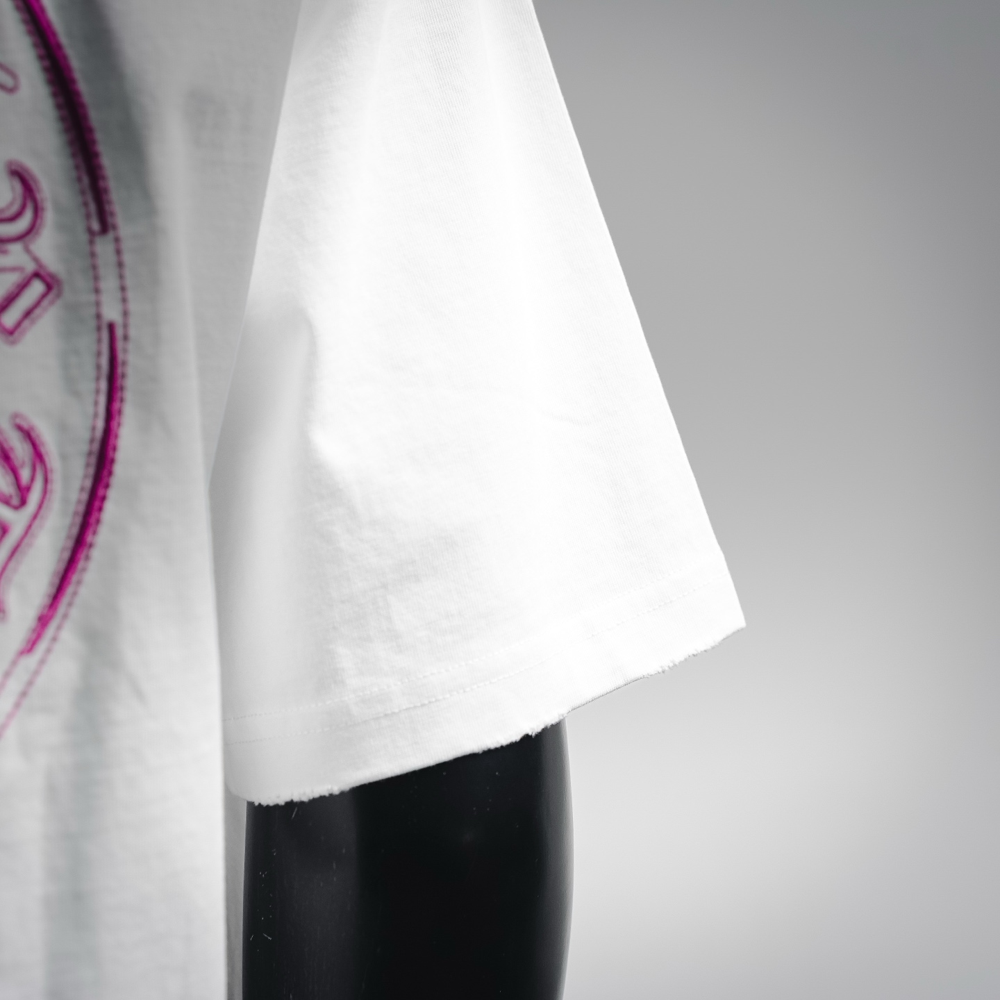 Chrome applique embroidered t-shirt