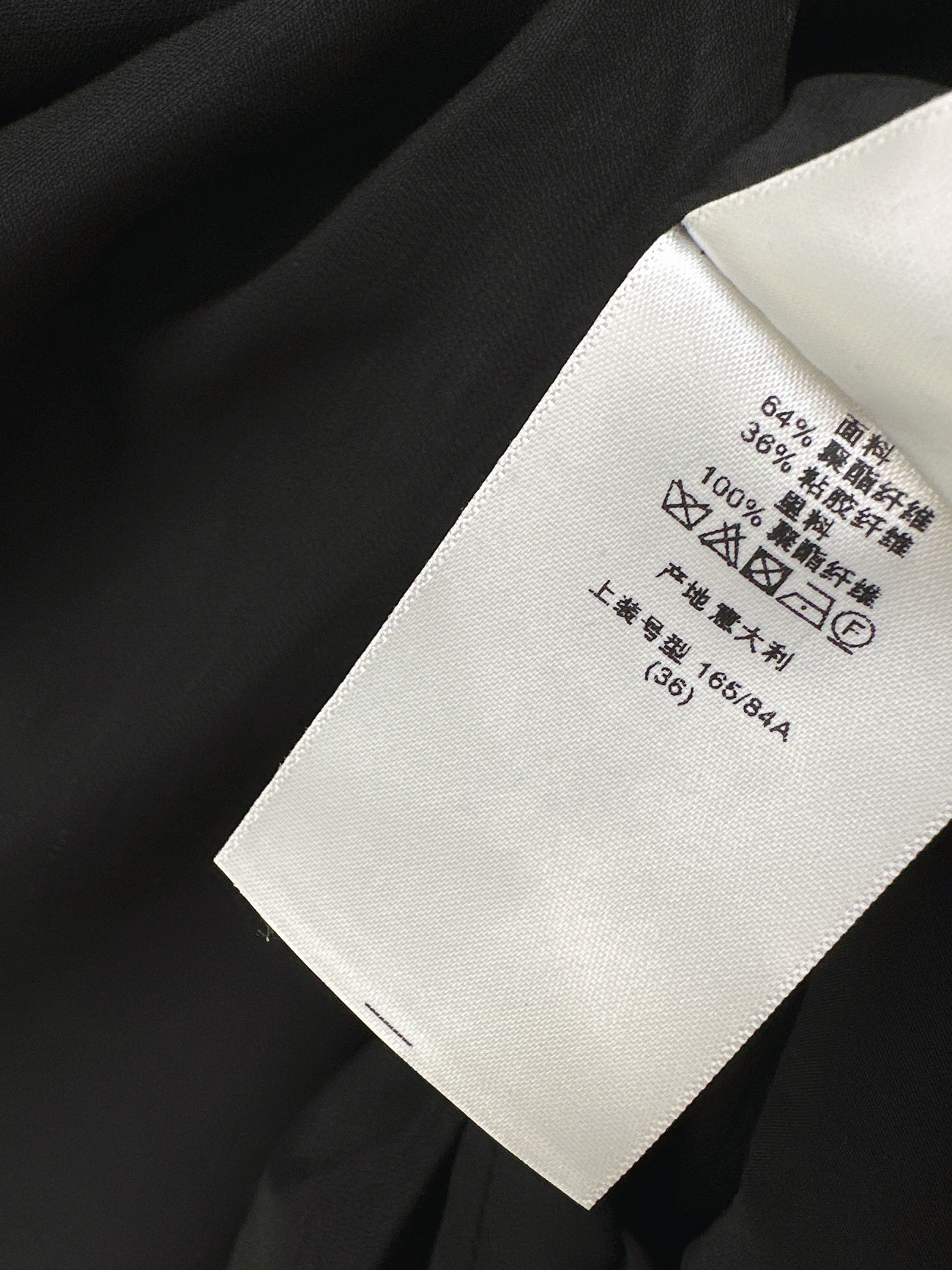 CD 26SS V-Neck Wrap Midi Dress