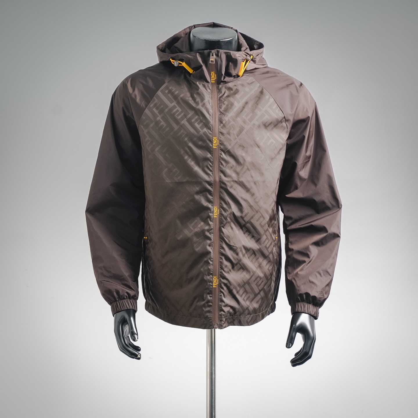 Fend splicing  hooded jacket