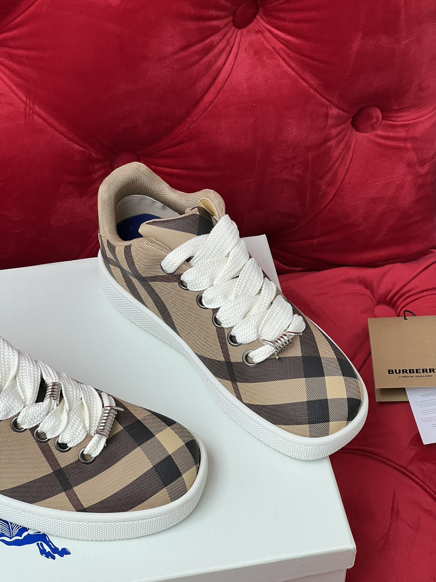 Bur casual sneakers