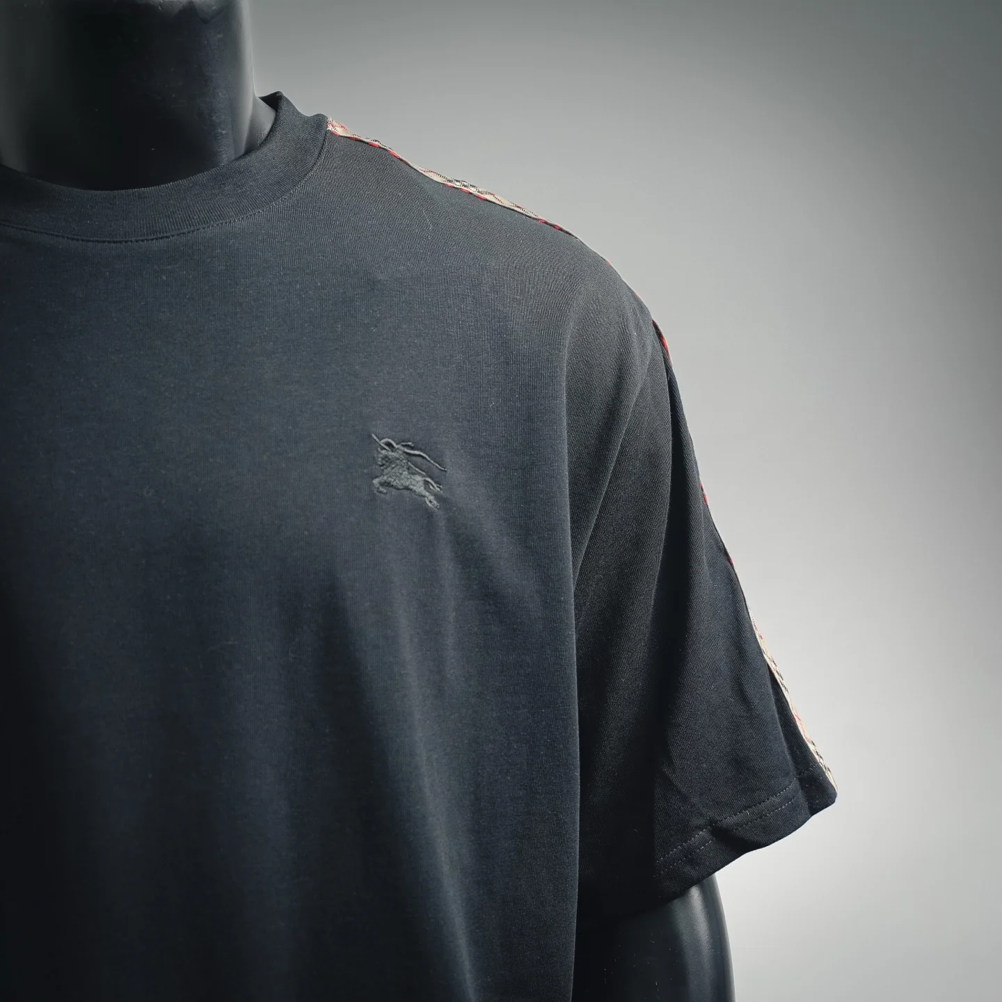 Bur plaid embroidered t-shirt