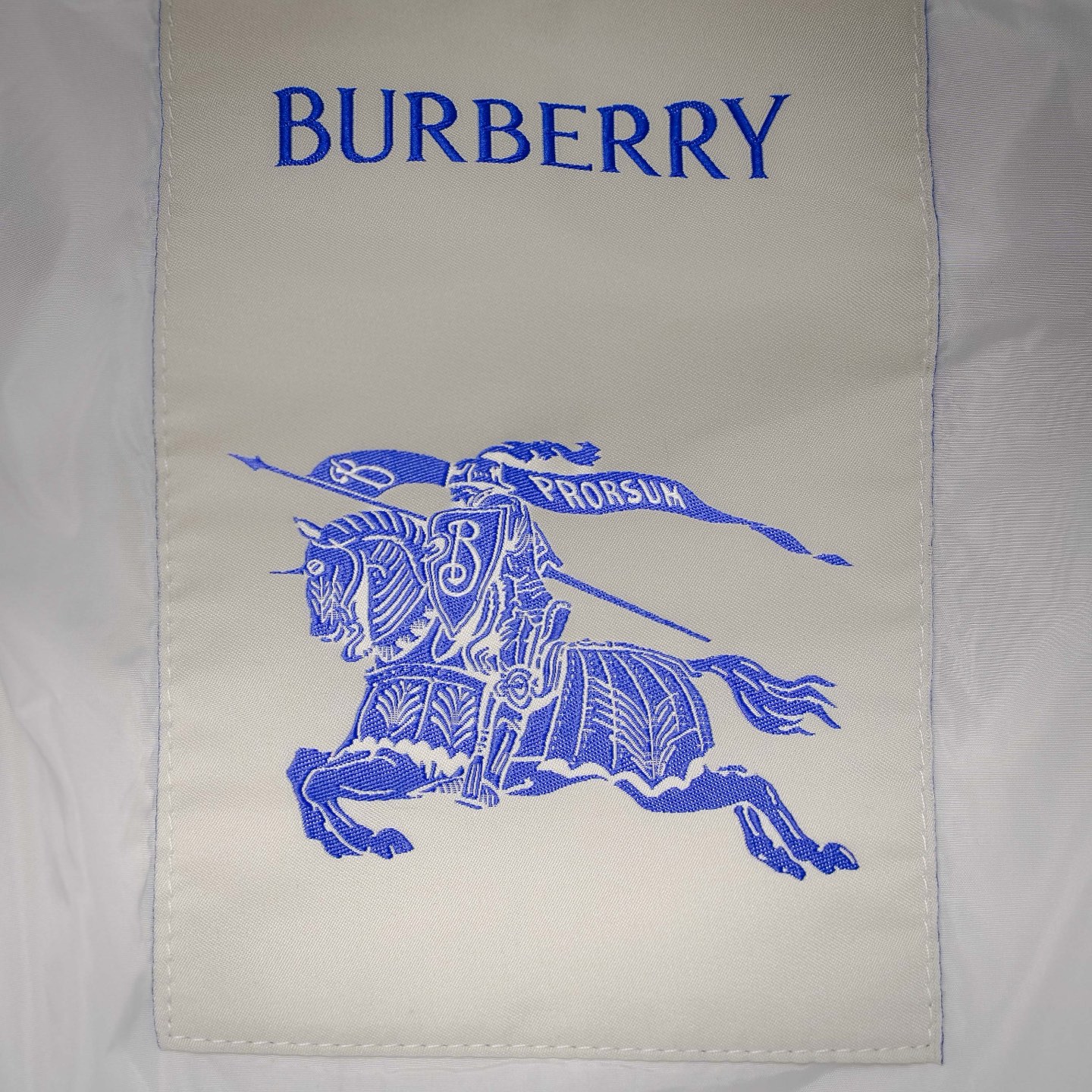 Bur hooded jacket