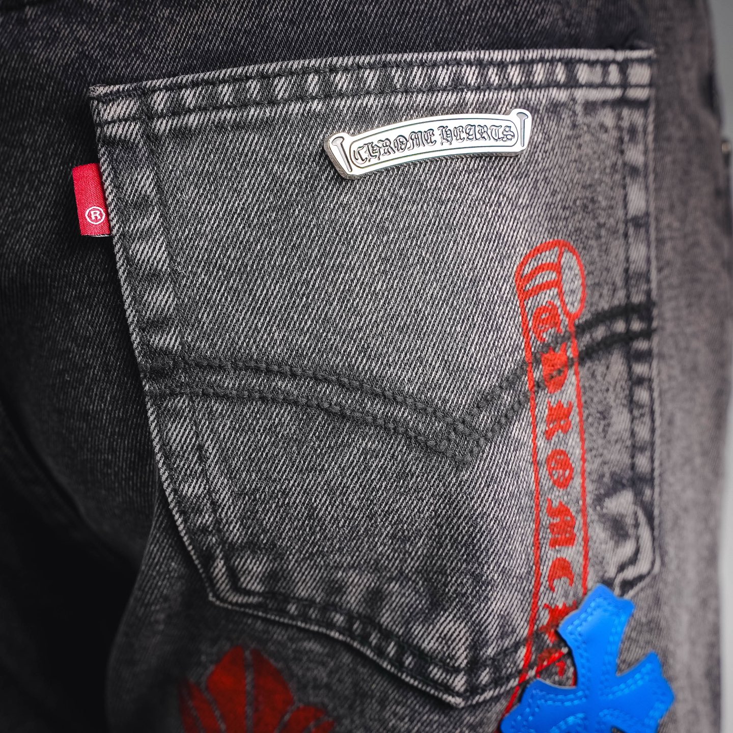 Chrome applique jeans