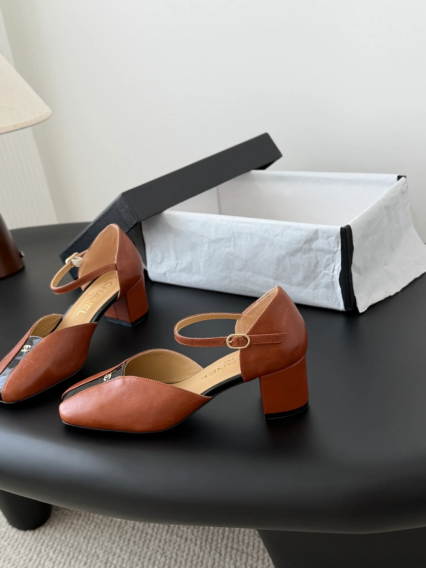 Chan 26ss chunky heels