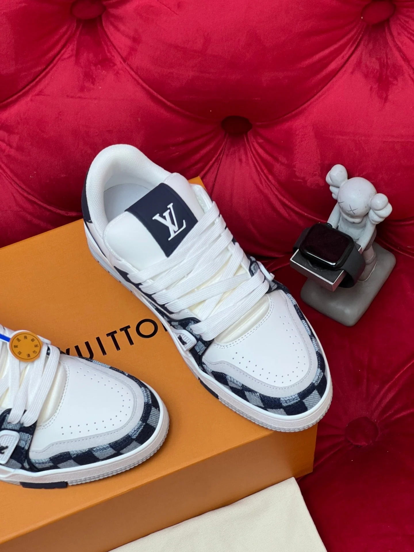 Louis sneakers