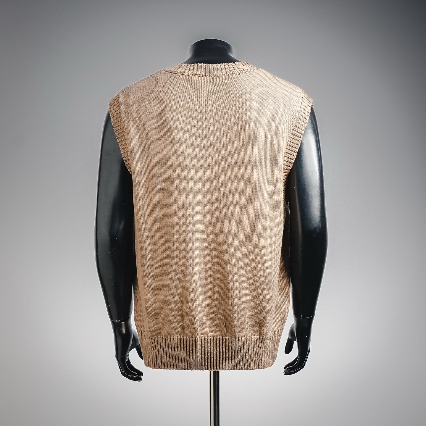 Ami cozy preppy vest