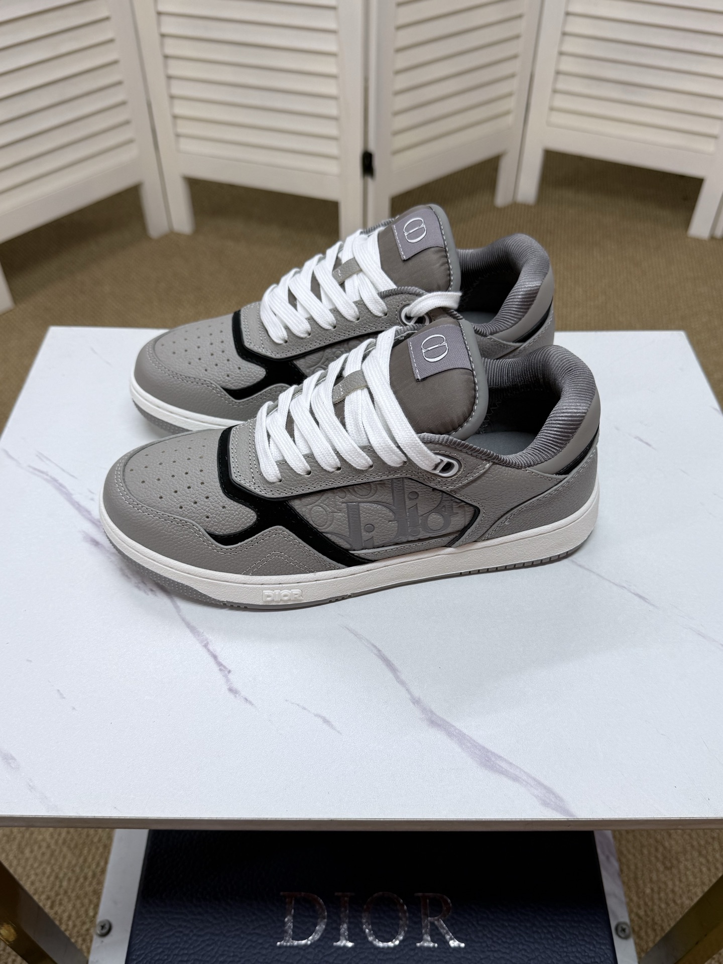 CD sneaker