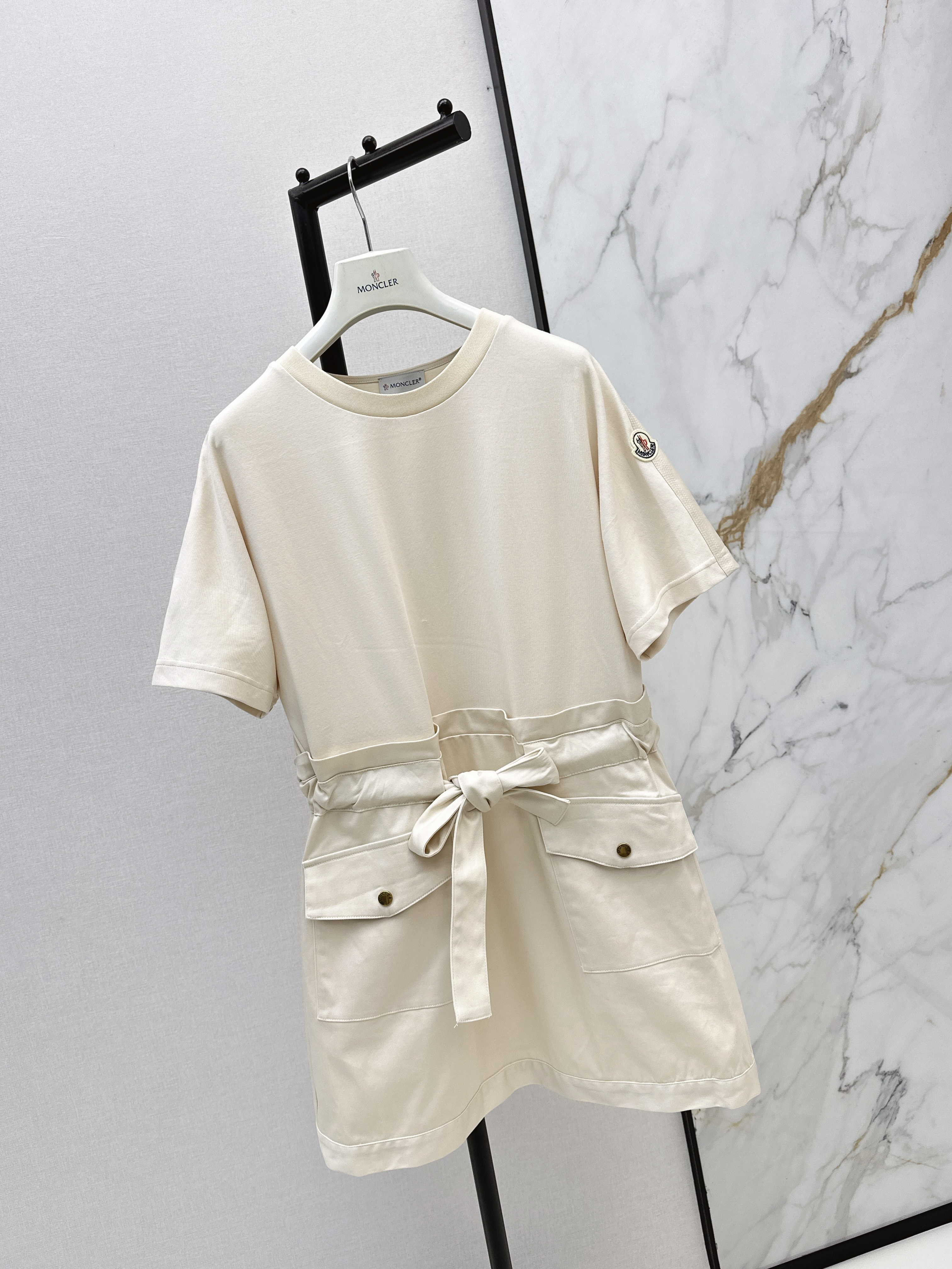 Monc 26ss drastring dress