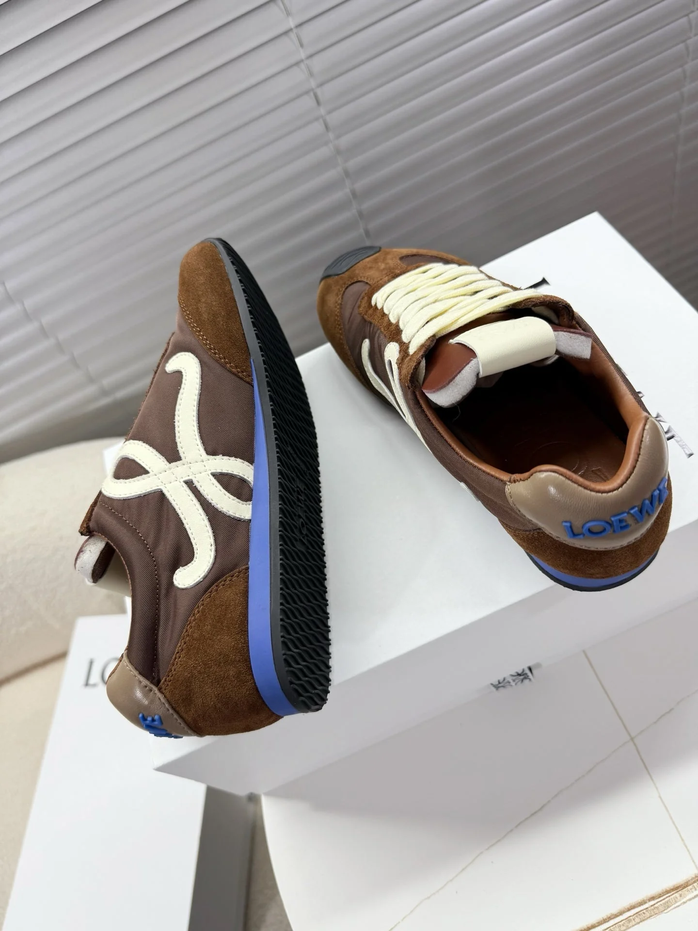 Loe 25fw all-match shoe