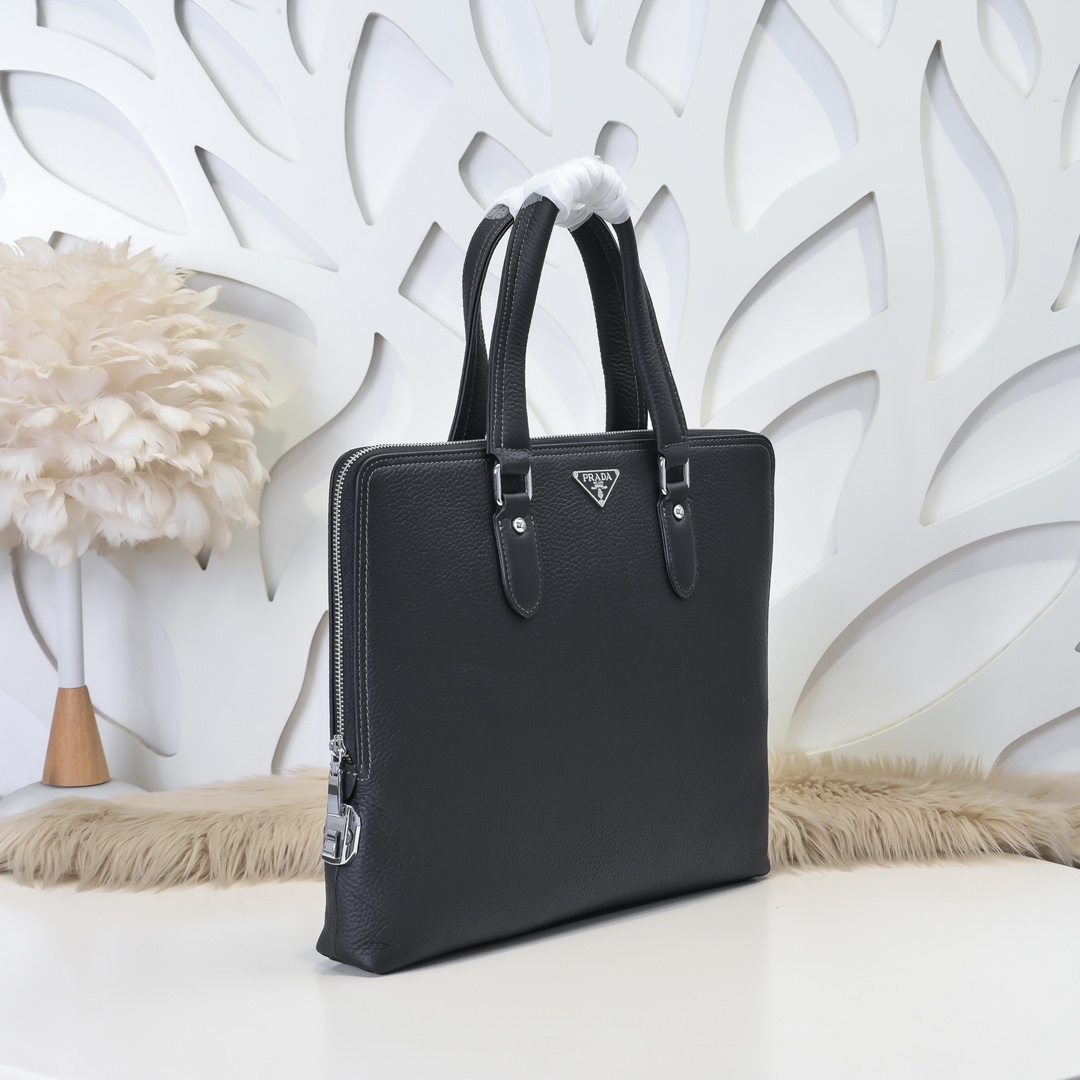 Pra briefcase