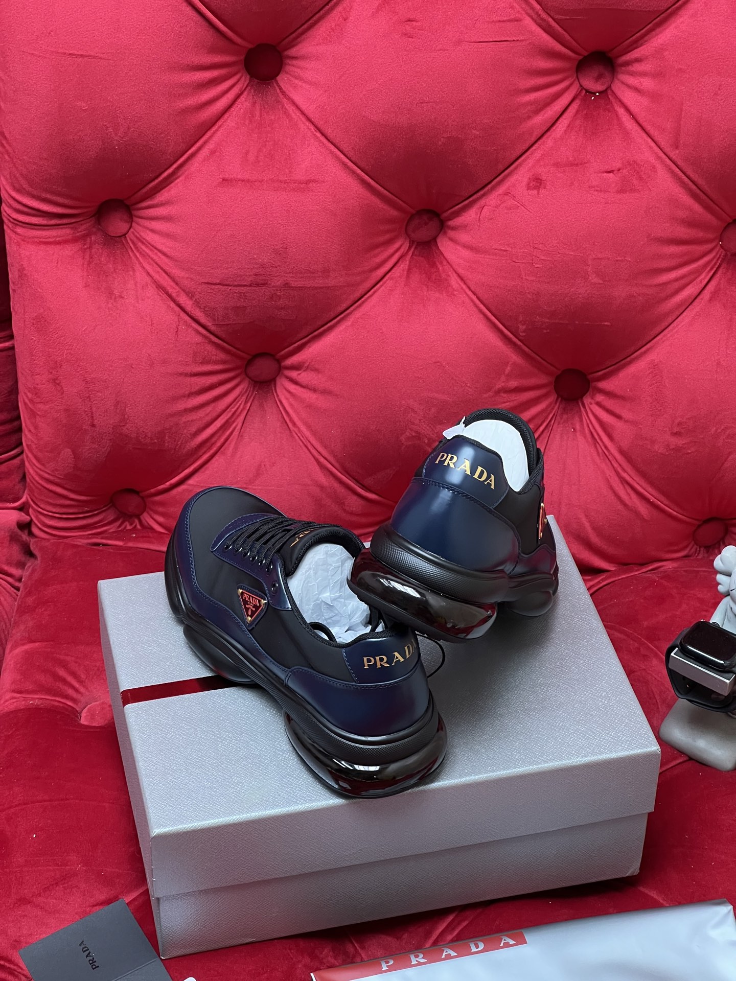 Pra letther sneakers