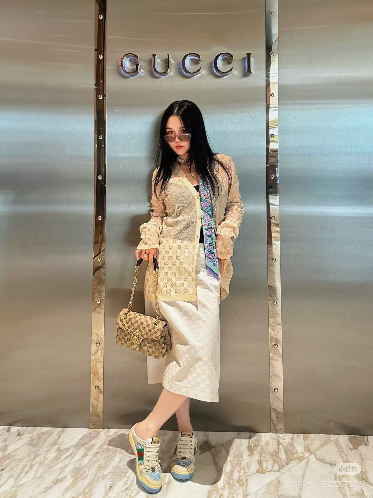 Guc 26ss rhinestone cardigan