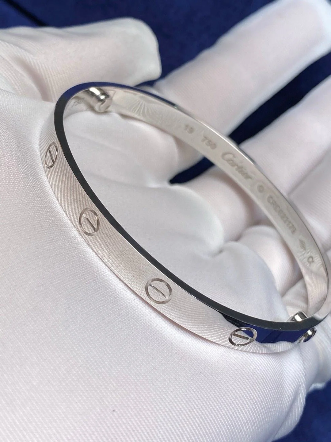 carti love bracelet