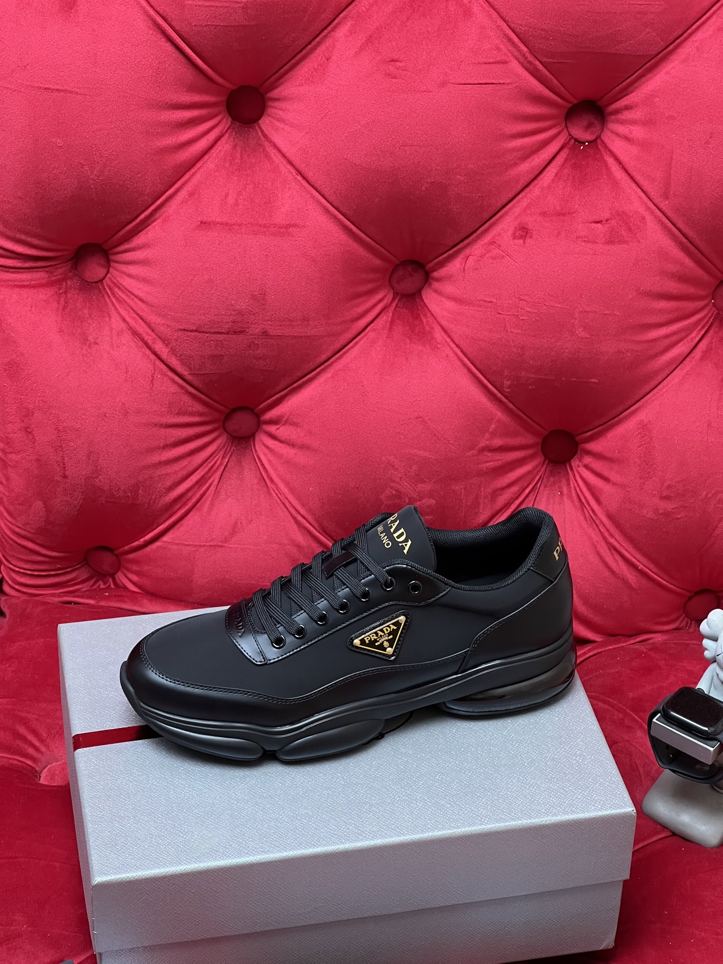 Pra letther sneakers