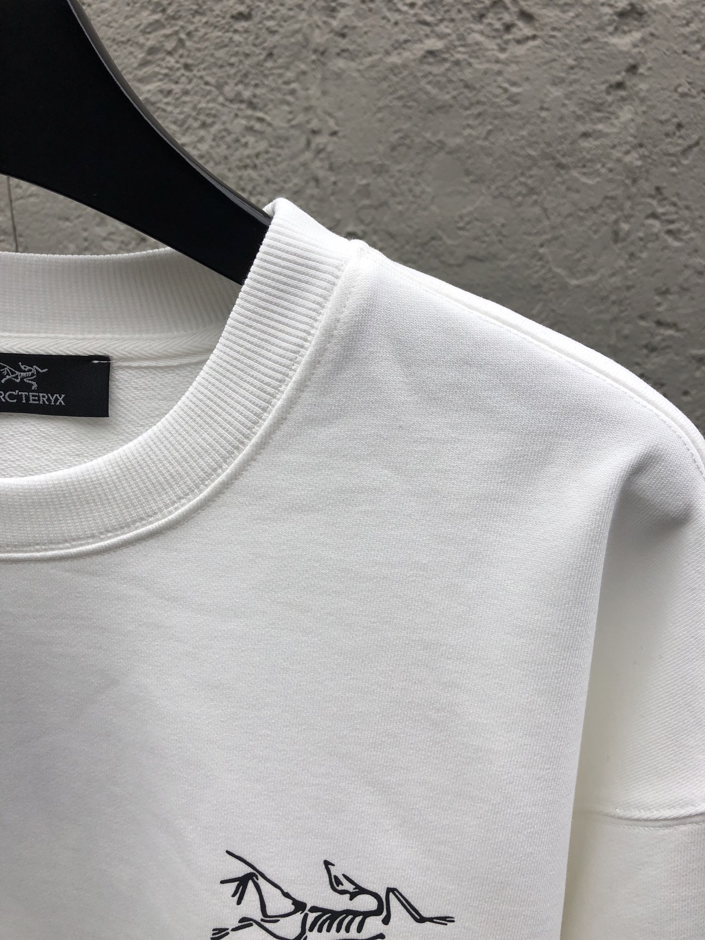 Arcter printed sweatshirt